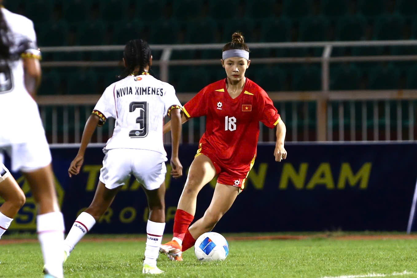 Đội tuyển nữ Việt Nam đã có chiến thắng đậm dễ dàng 6-0 trước U19 nữ Timor Leste với đội hình 2