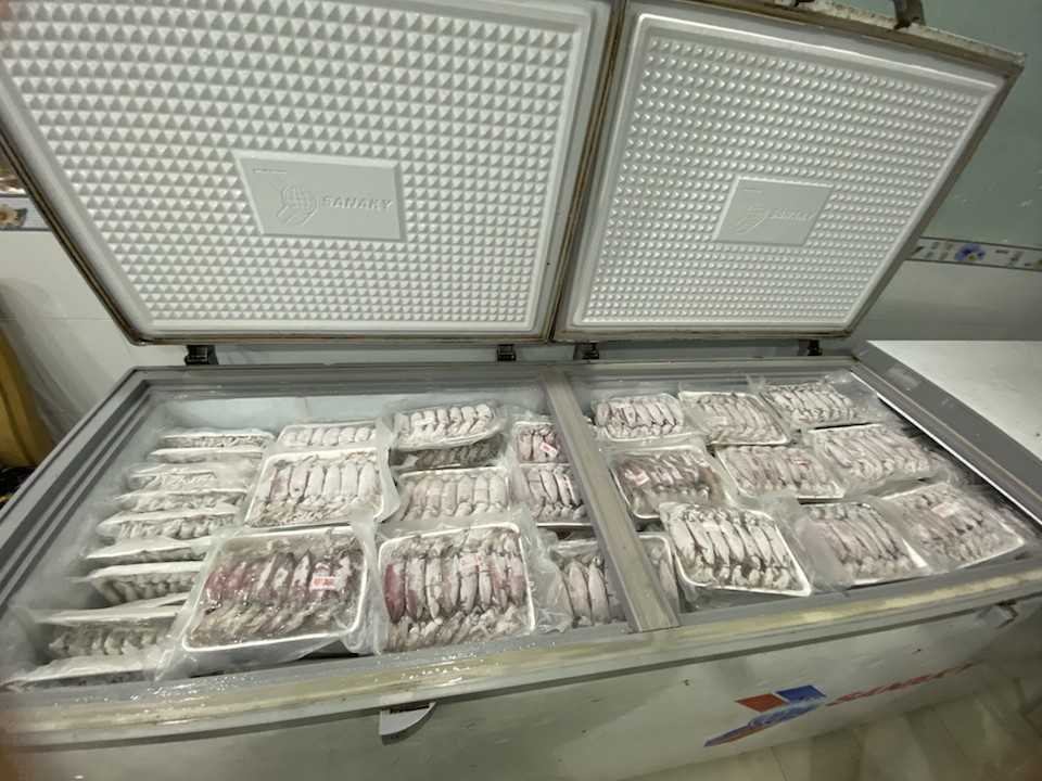 gần 70 tấn nội tạng