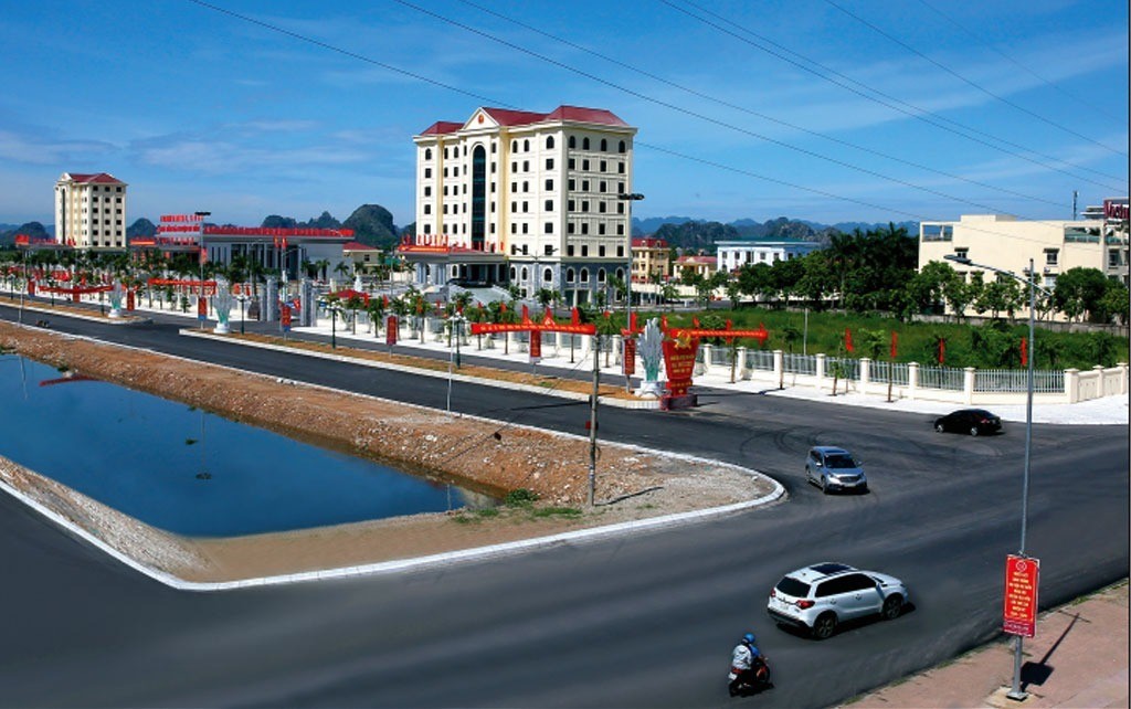 15 năm chung sức, Ninh Bình khoác lên mình diện mạo mới.