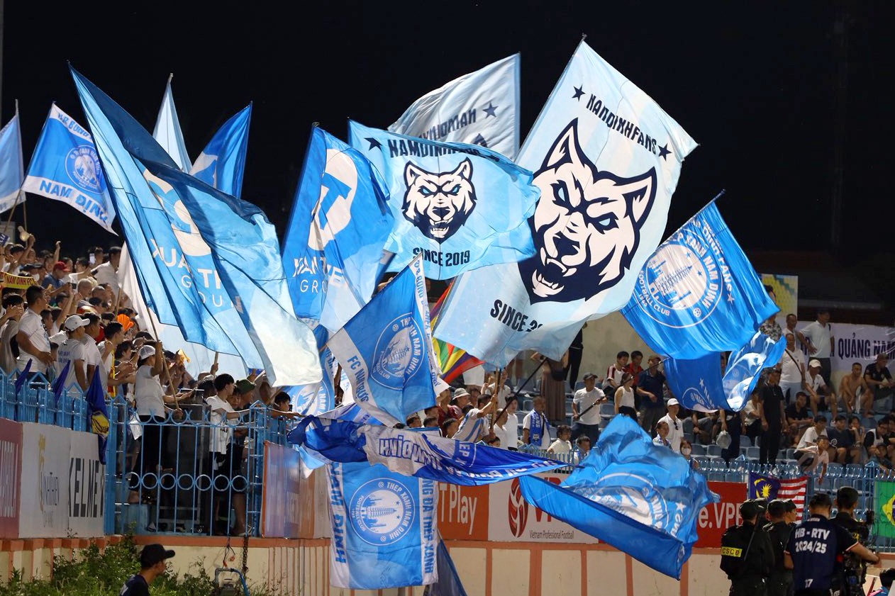 CLB Thép Xanh Nam Định bảo vệ thành công ngôi vô địch V.League 1 trước một vòng đấu