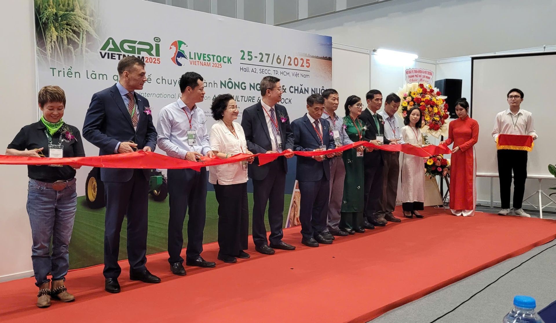 bcb1ffb1-643e-49d9-b074-79eb385412ae-1750Triển lãm quốc tế Agri Vietnam & Livestock Vietnam 2025, nơi quy tụ hơn 200 10Lc88 Casino & Thể Thao Link Mới trong ngành LC88 là nơi thu hút hàng triệu người chơi tại Việt Nam 2026 – Lc 88 tỷ lệ kèo WC 2026 hiện đại.897497-1750922827.jpg