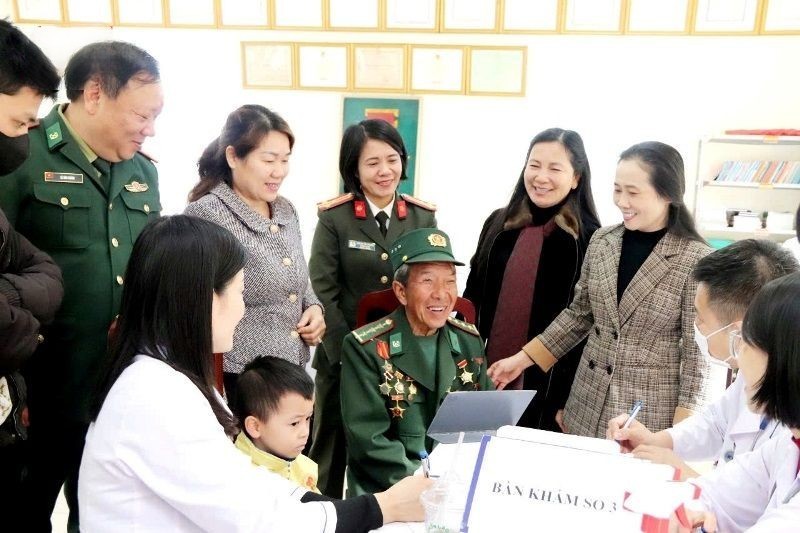 chien-binh-ao-xanh-2-1750951369.jpg