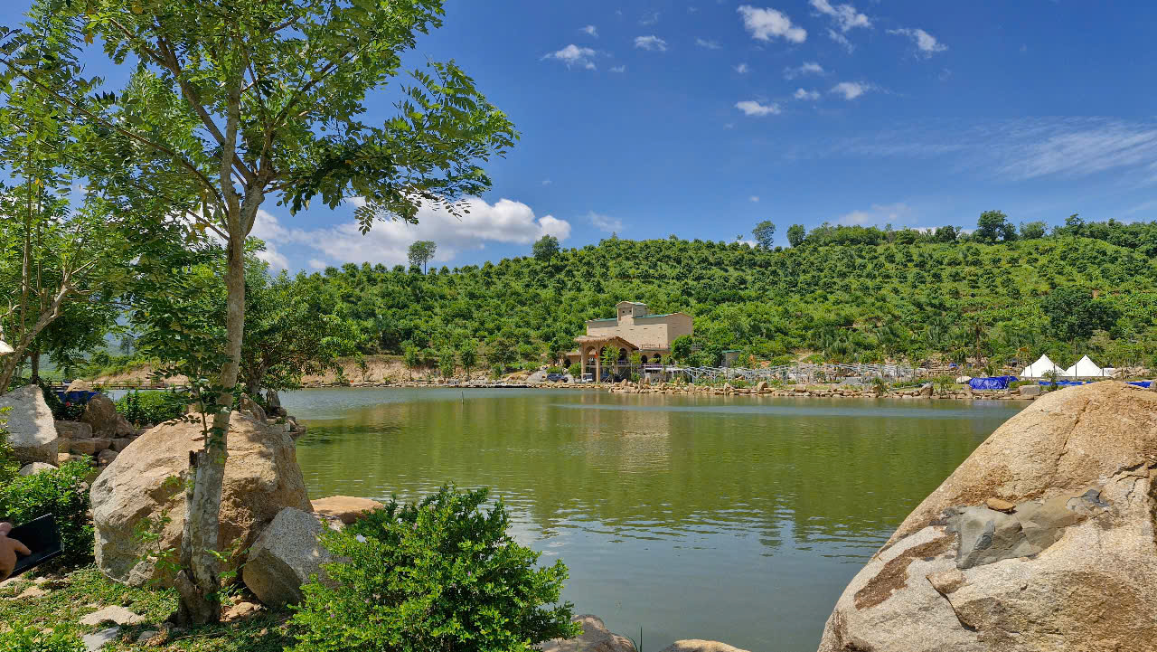 Trang Trại Sản Việt