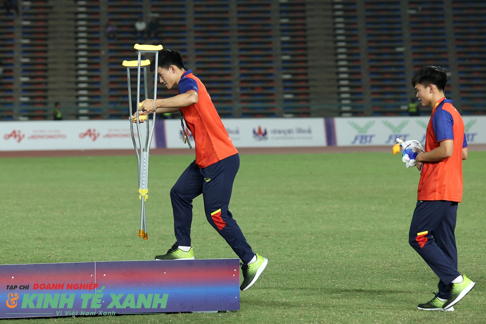 Thanh Nhàn không thể thi đấu trận tranh huy chương đồng SEA Games 32 cùng đội tuyển U22 Việt Nam vì chấn thương