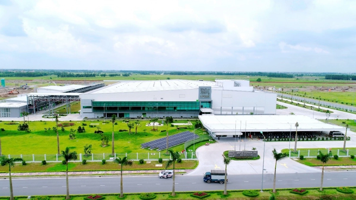 Nestlé Việt Nam thực hiện kiểm kê KNK theo tiêu chuẩn ISO 14064, xây dựng bản đồ phát thải chuỗi cung ứng, đặt mục tiêu giảm 50% phát thải vào năm 2030 và Net Zero vào 2050. 