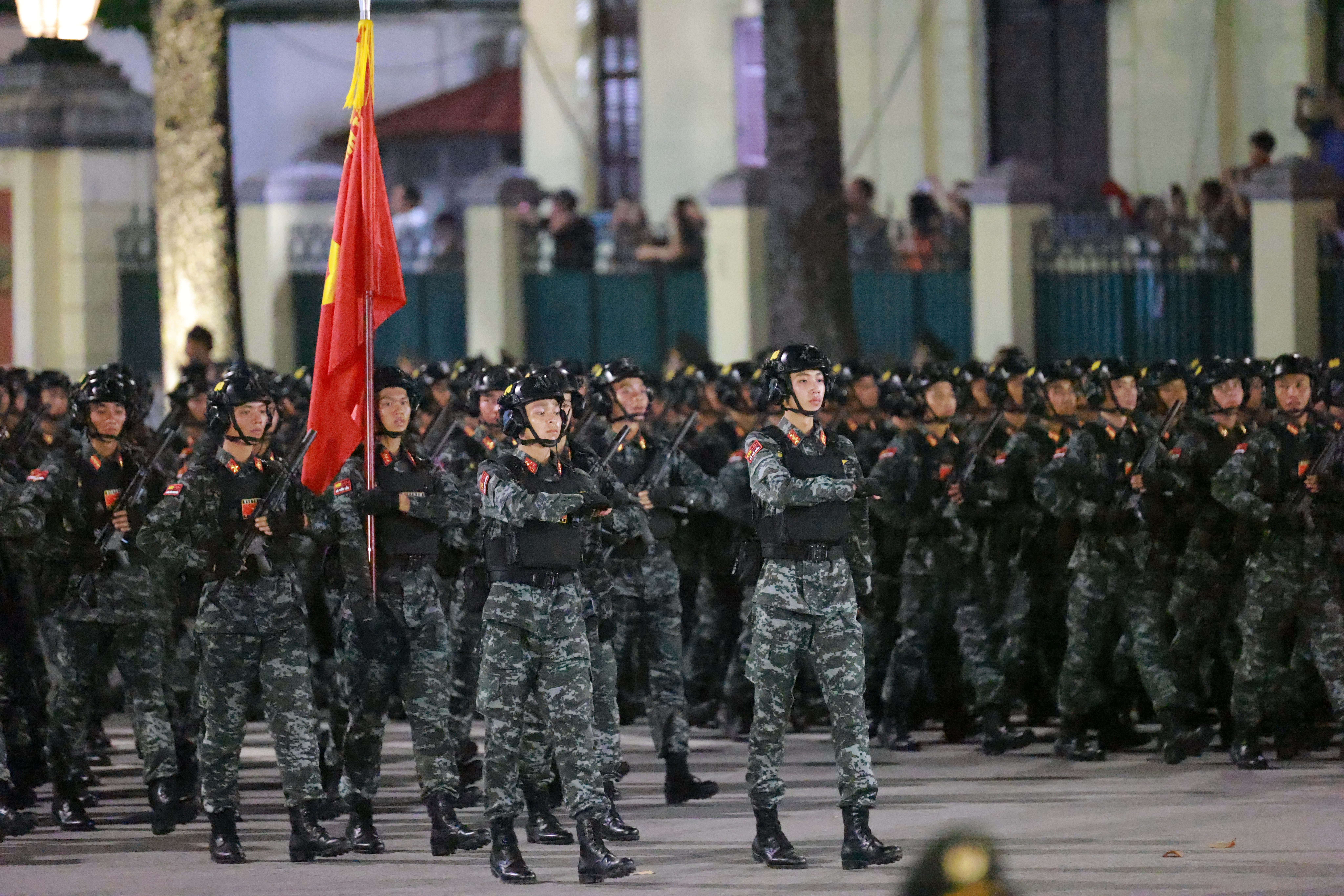 Hợp luyện diễu binh tối 21/8:hợp luyện lần 1 phục vụ kỷ niệm 80 năm Cách mạng Tháng Tám và Quốc khánh 2/9