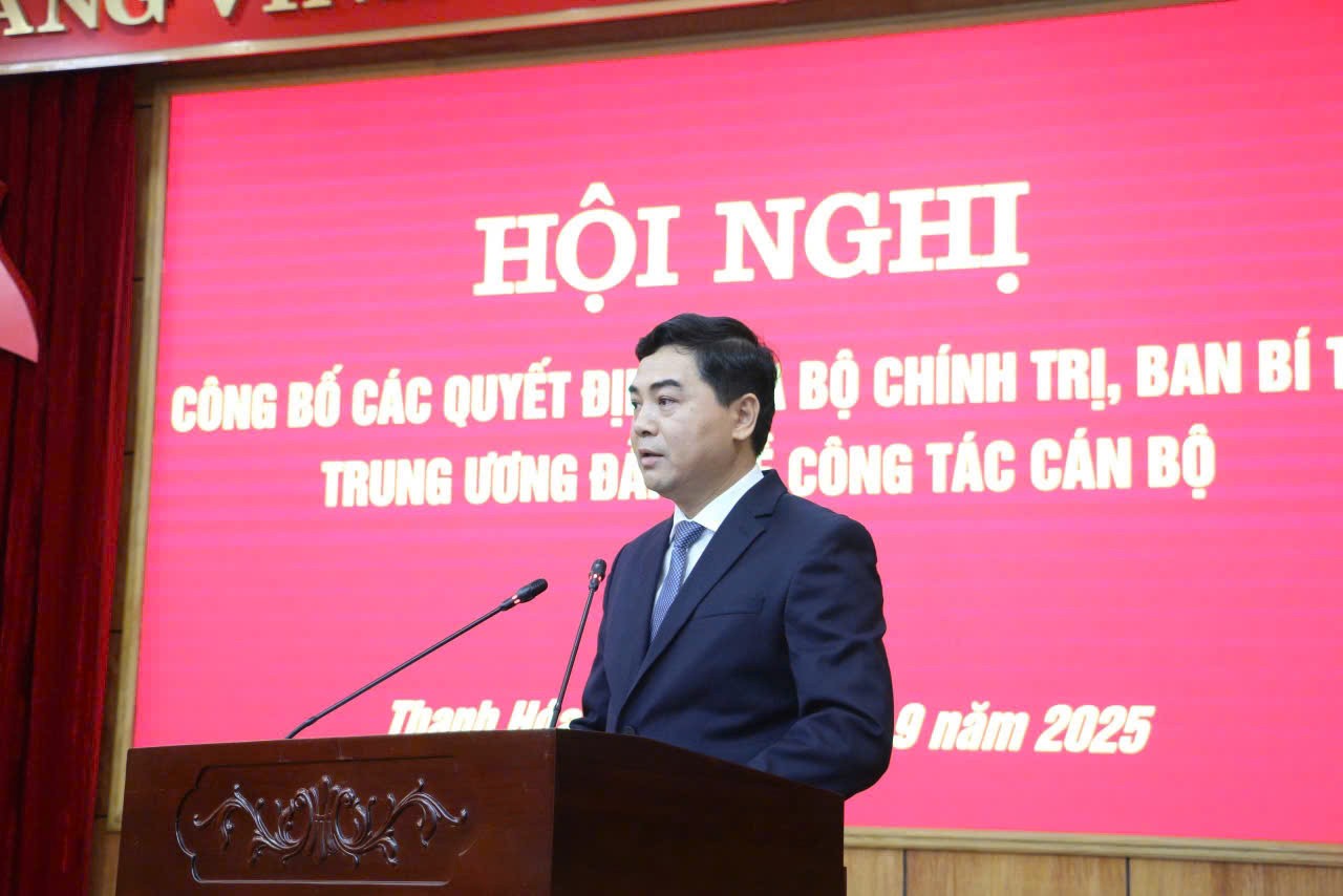 can-bo-6-1758088288.jpg