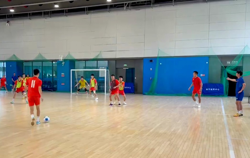 Đội tuyển futsal Việt Nam tích cực luyện tập tại Hàng Châu, chuẩn bị cho trận ra quân tại Vòng loại châu Á