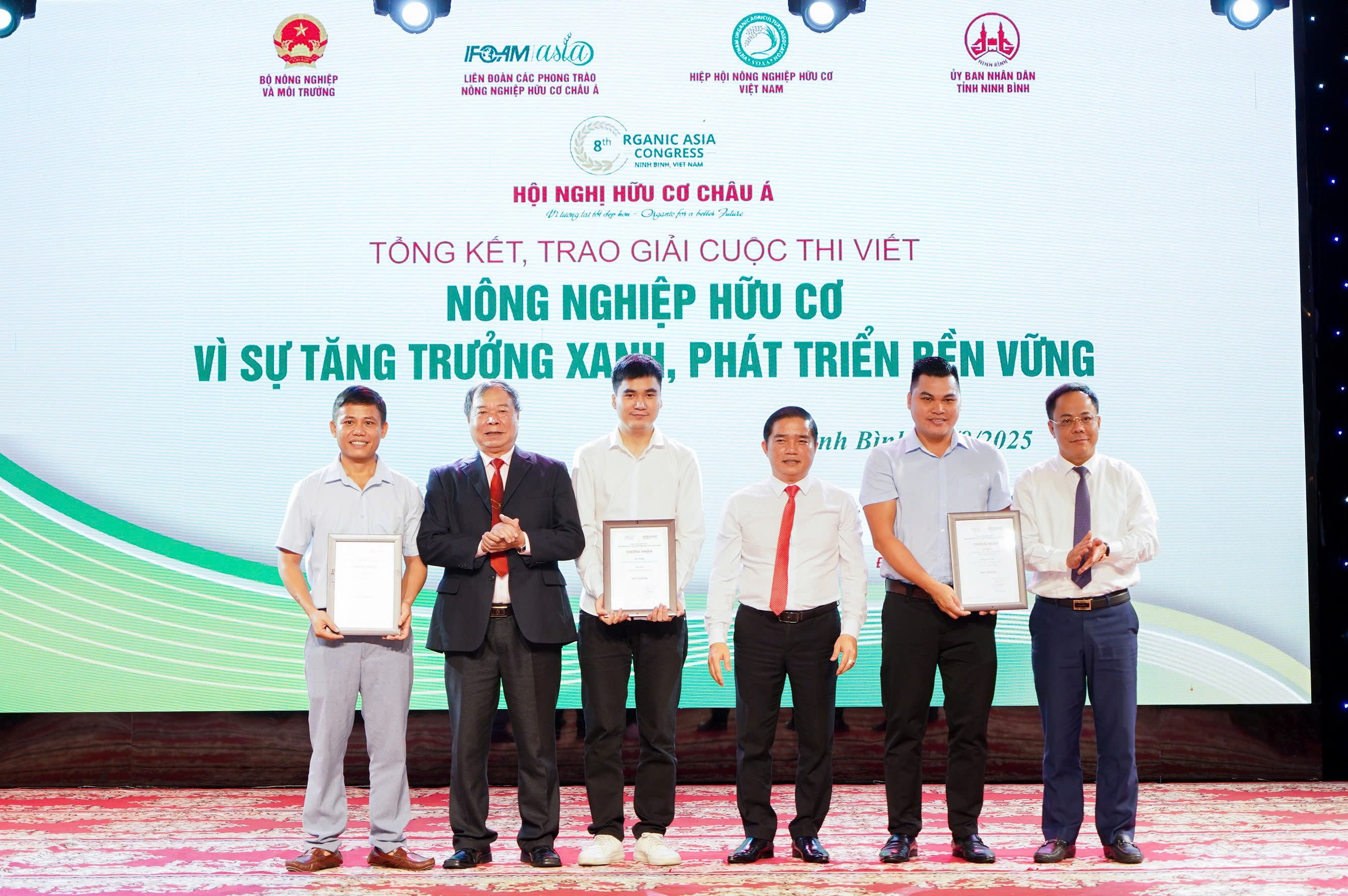 doanh-nghiep-kinh-te-xanh-1-1758245136.jpg