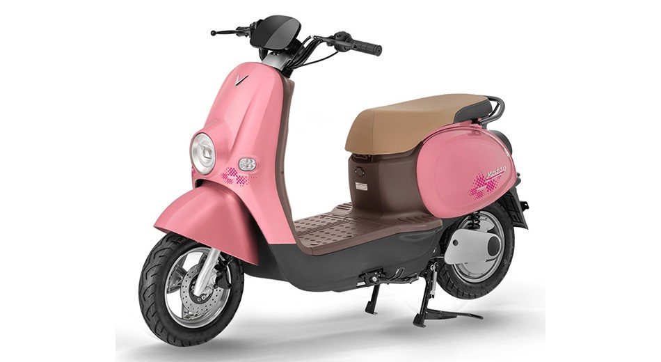 xe-may-dien-vinfast-motio-2025-mau-hong-1758603135.jpg