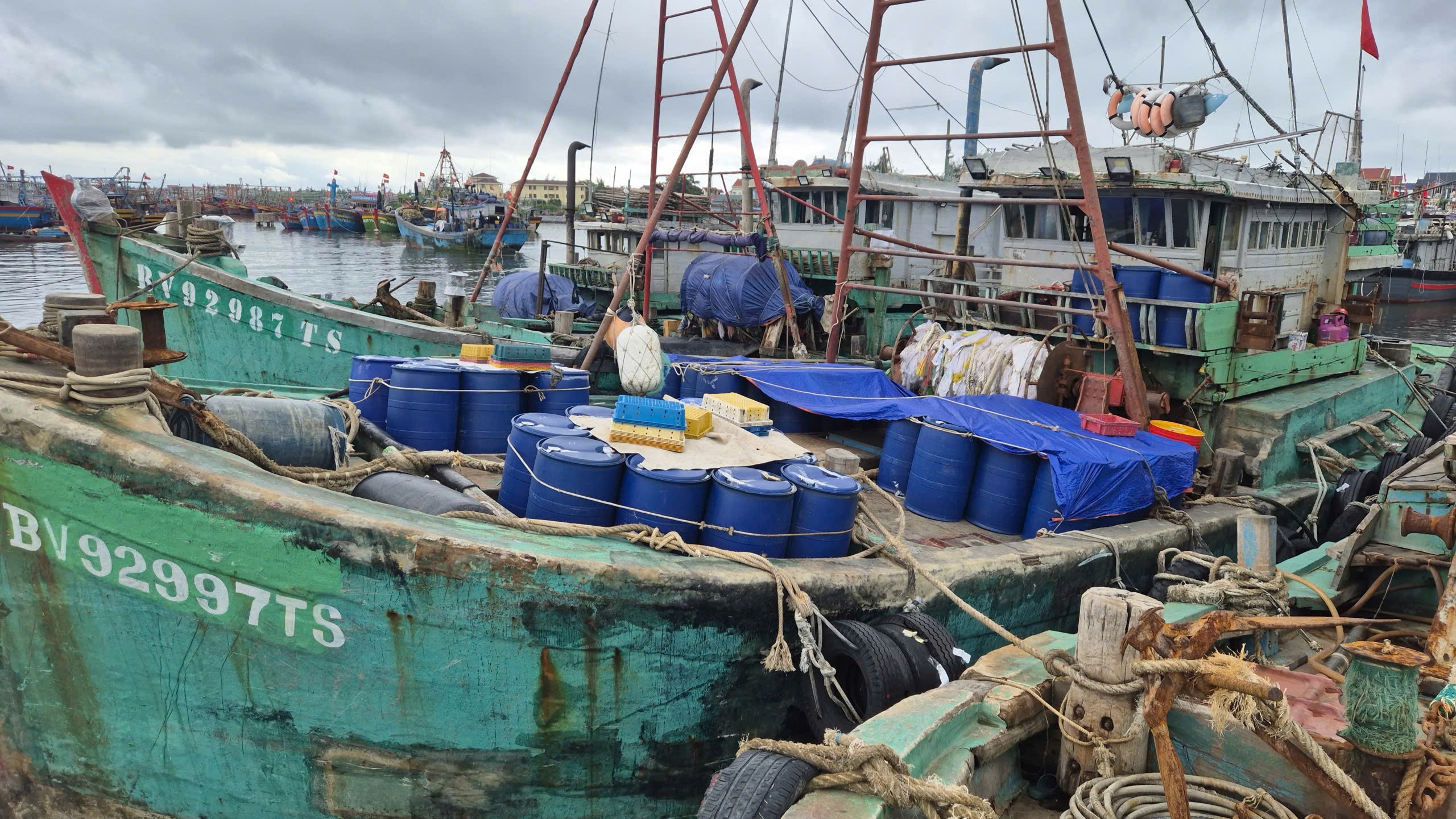 xu-phat-vi-pham-iuu-1-1758964132.jpg