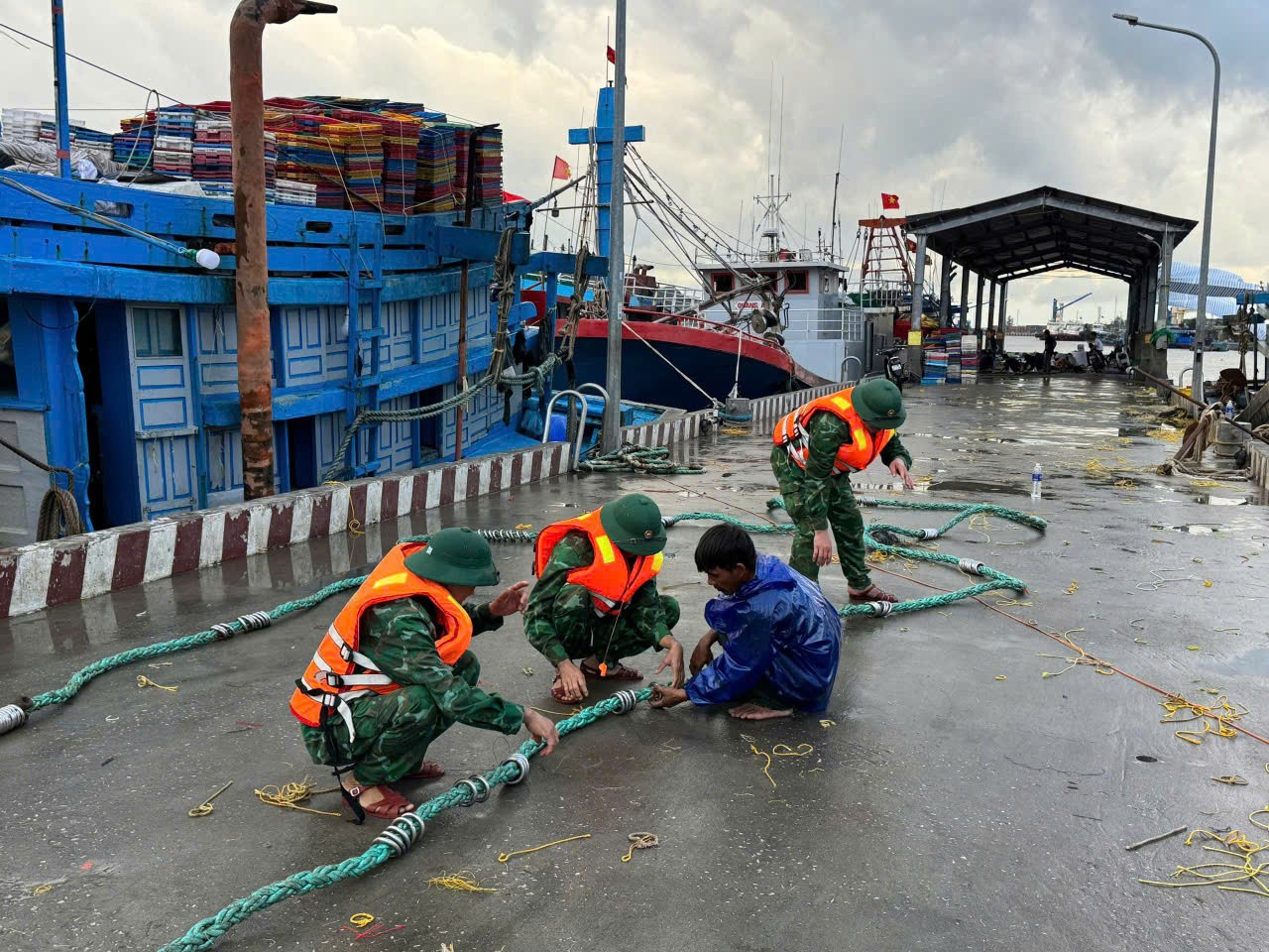 bien-phong-nghe-an-chong-bao-so-10-1-1759046955.jpg