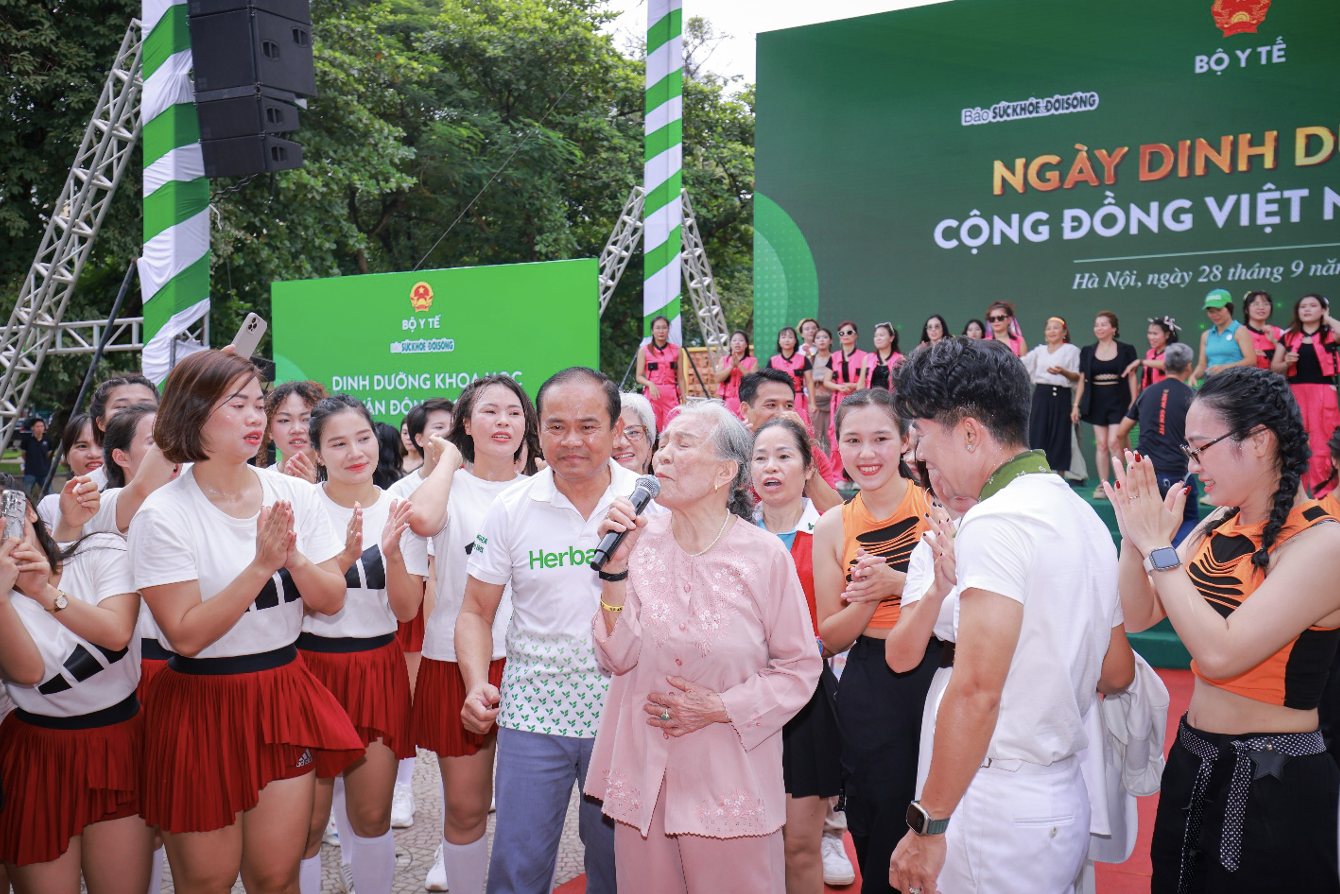 anh-man-hinh-2025-09-29-luc-224253-1759160586.png