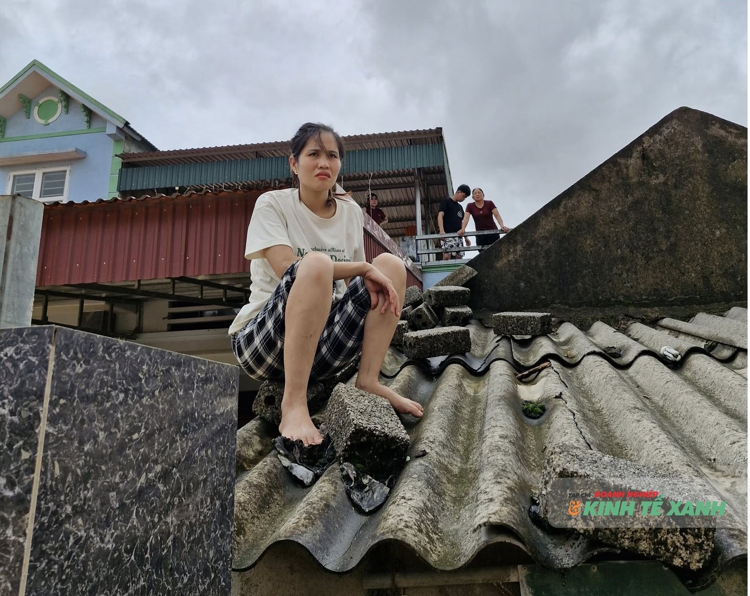 ngap-lut-nong-cong-10-1759231271.jpg