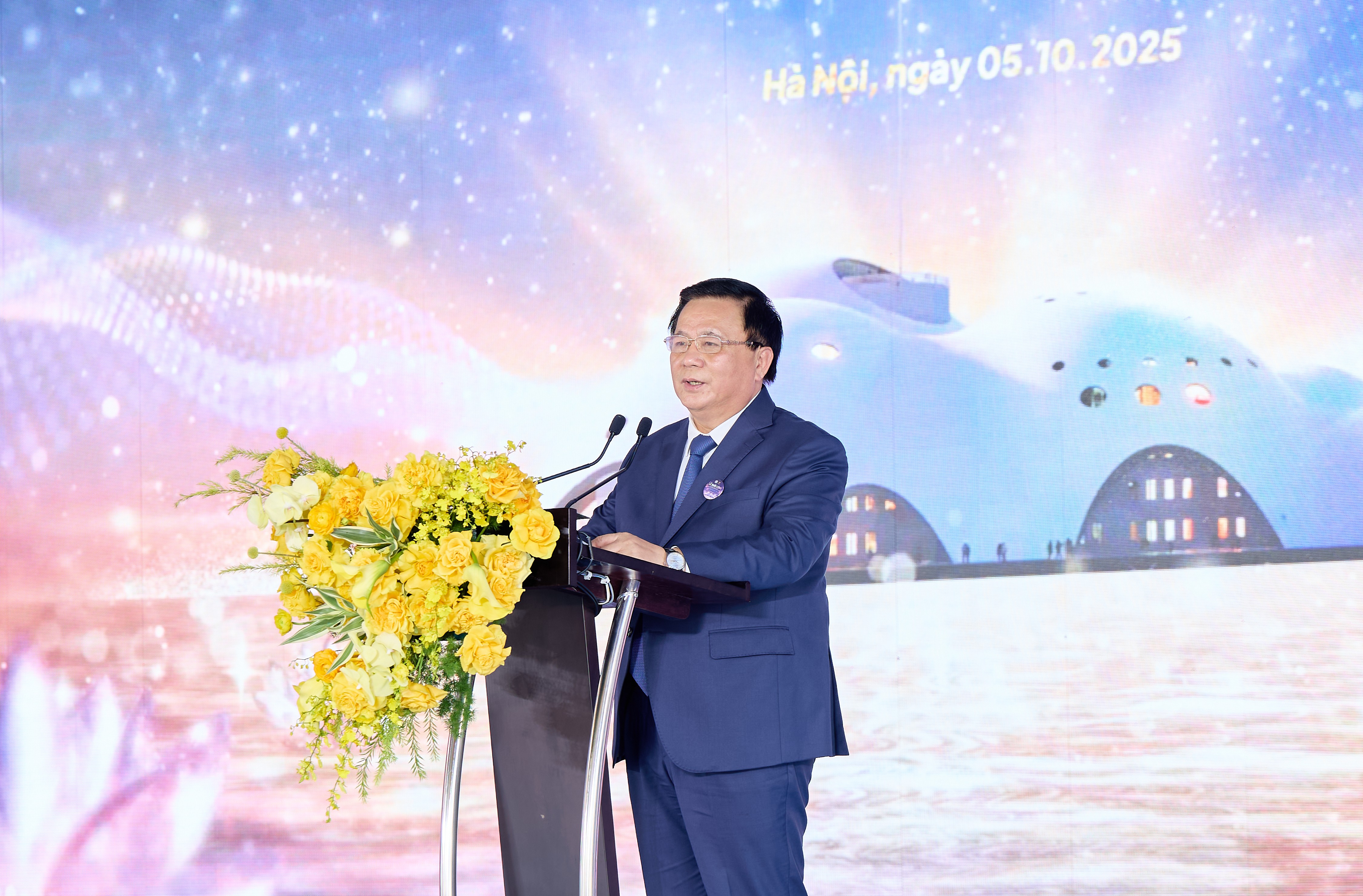 nguyen-xuan-thang-uy-vien-bo-chinh-tri-giam-doc-hoc-vien-chinh-tri-quoc-gia-ho-chi-minh-1759722520.jpg