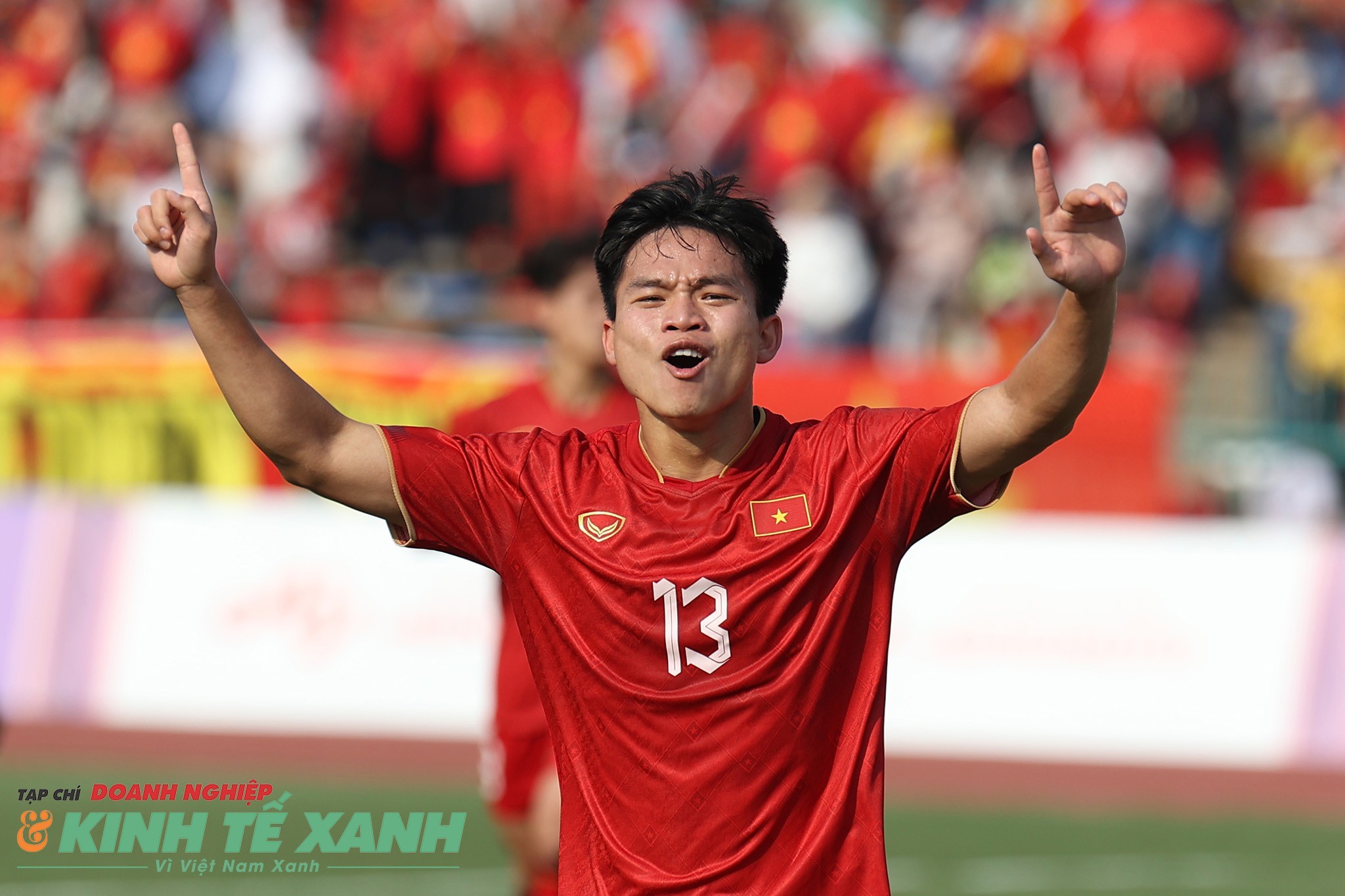 Cầu thủ Hồ Văn Cường lập cú đúp trong trận tranh huy chương đồng với U22 Myanmar tại SEA Games 32