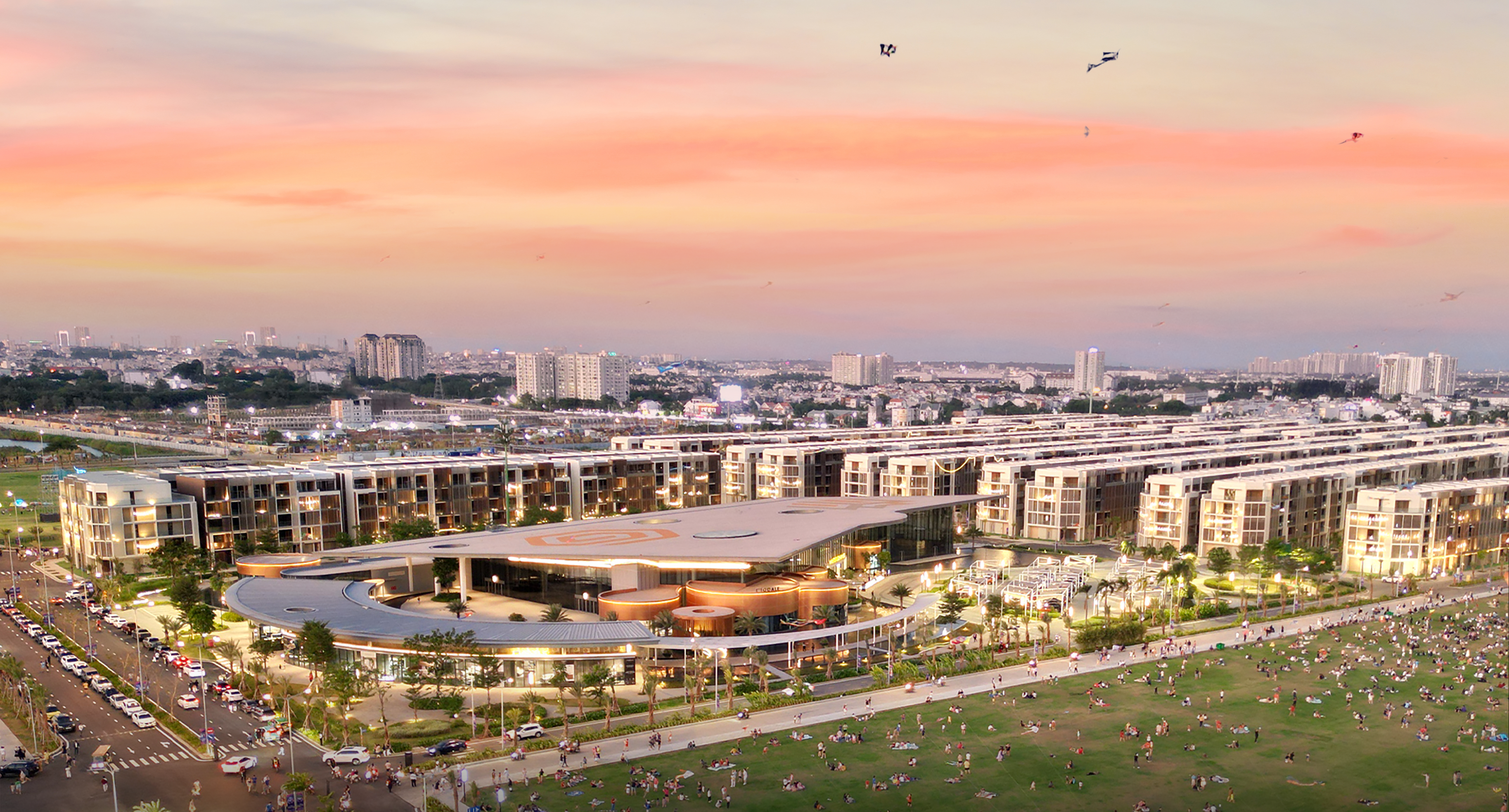 hinh-5-trung-tam-moi-the-global-city-1762323981.png