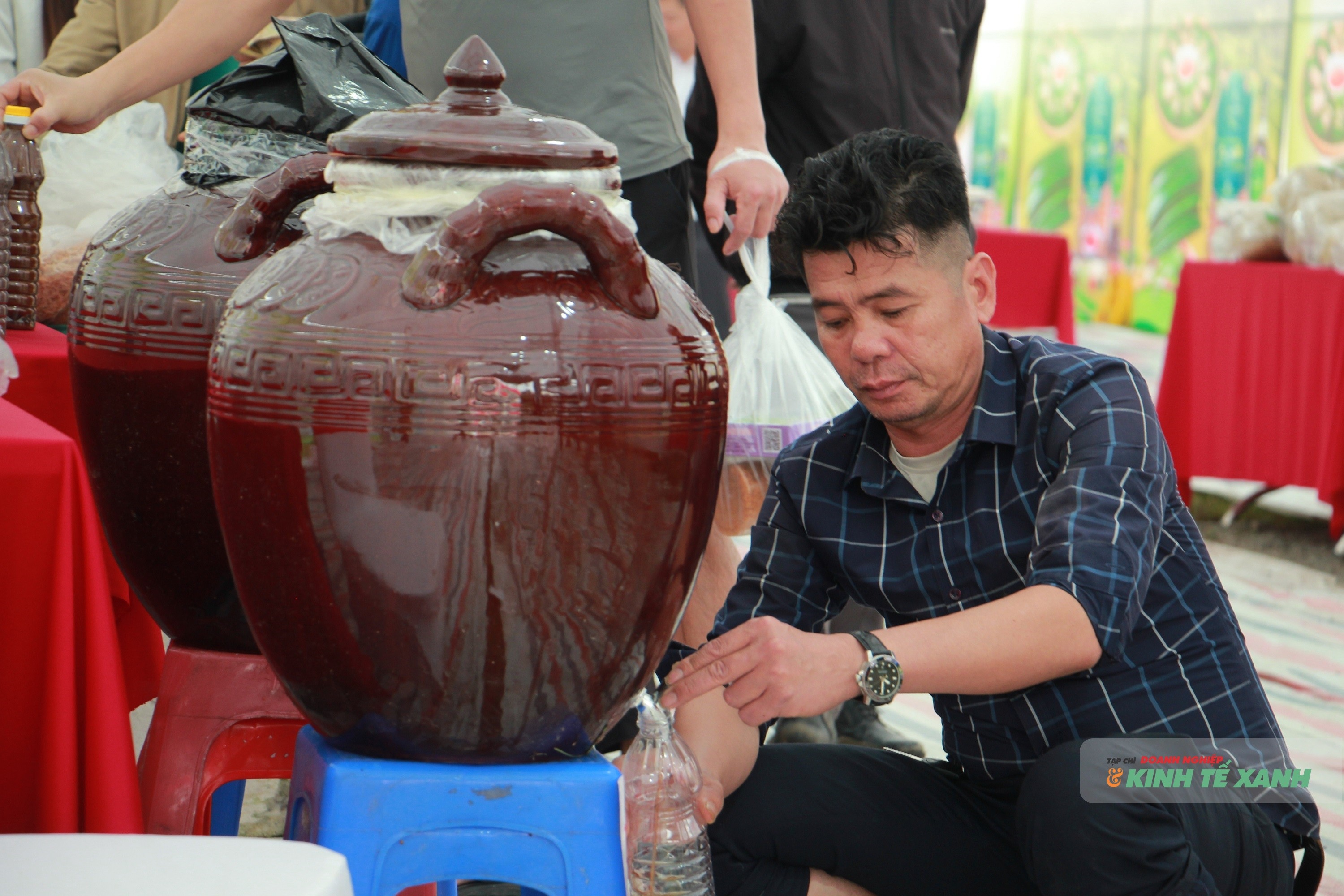 phien-cho-an-toan-13-1762405081.JPG