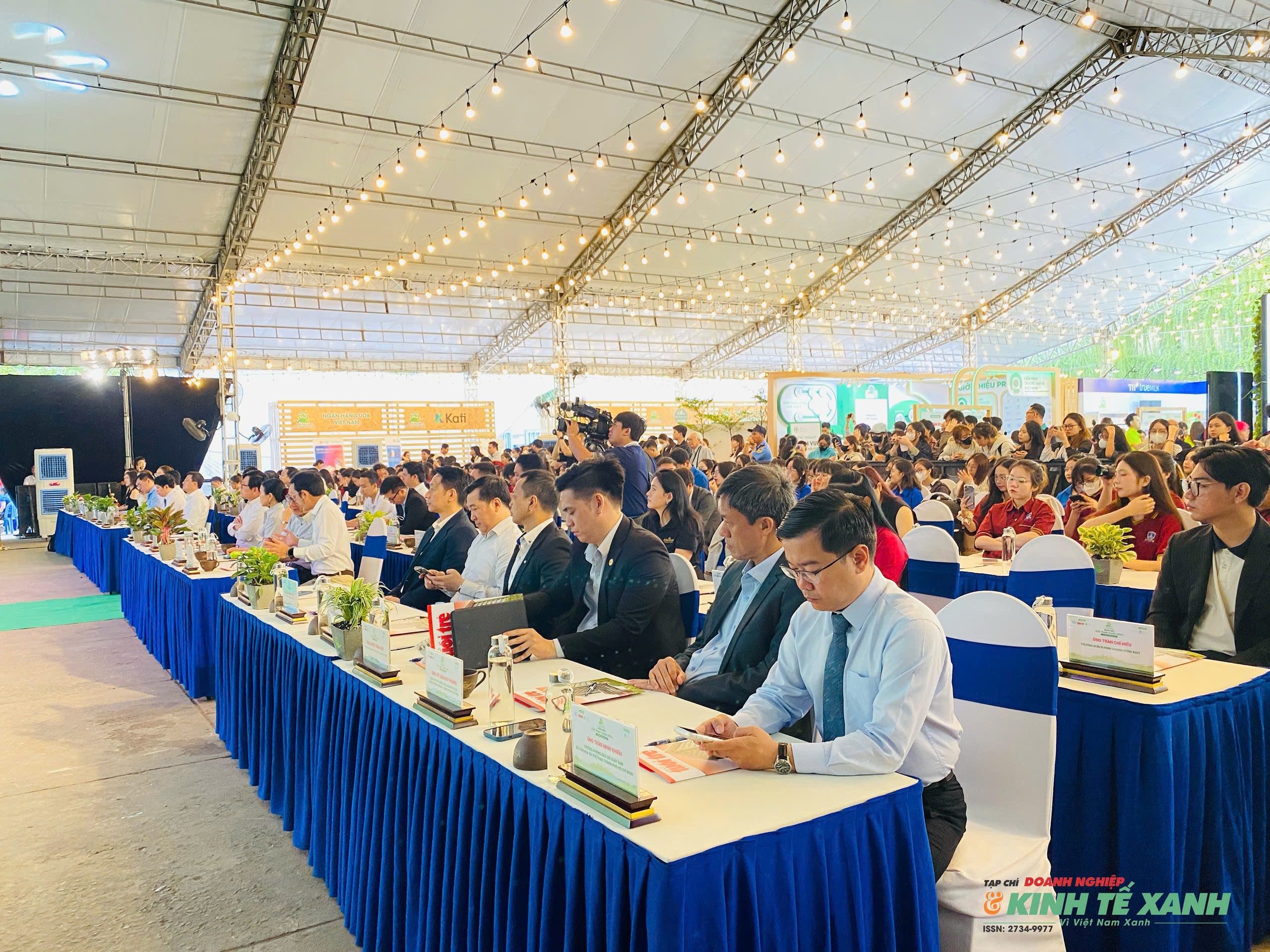 ngay-hoi-viet-nam-xanh-2-1763206377.jpg