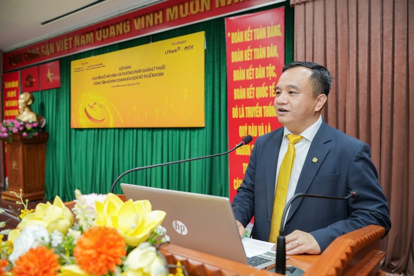lpbank-1763612281.jpg