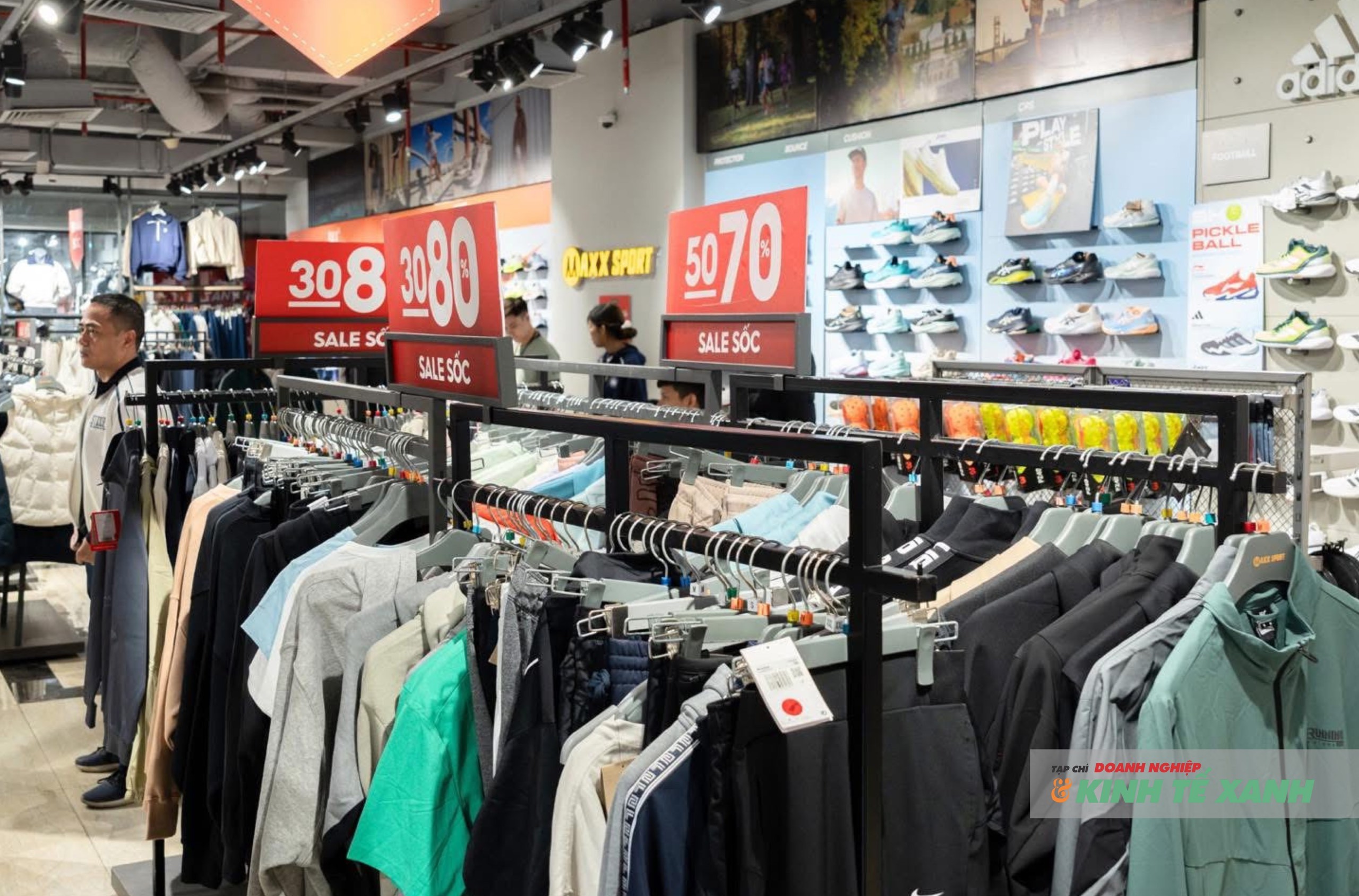 saleee-1764213351.jpg