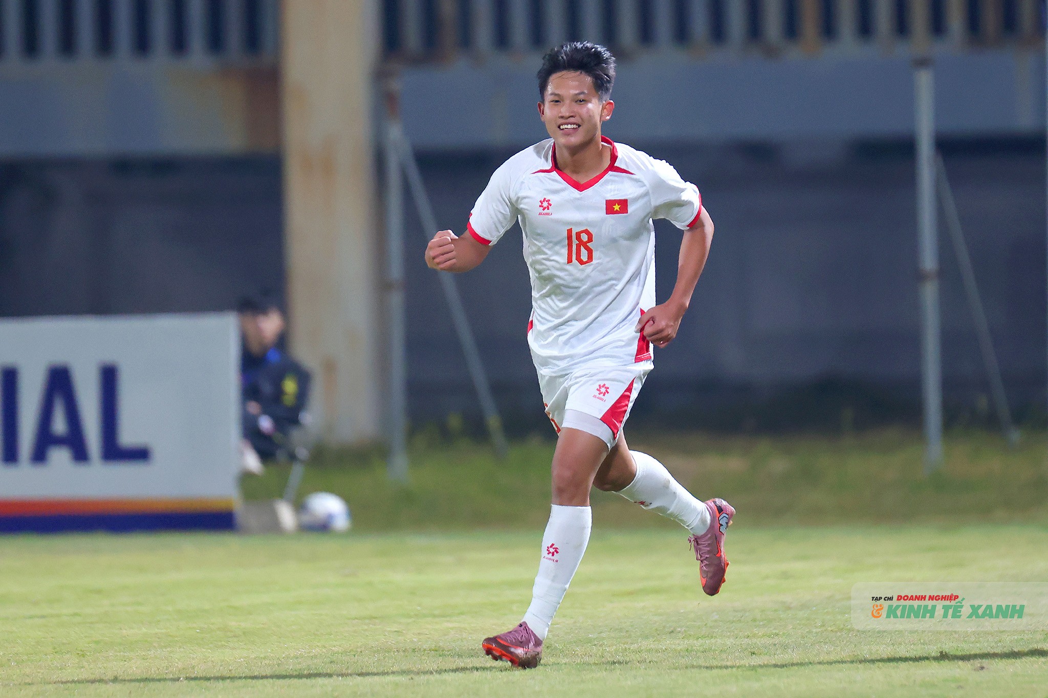 duc-0354-1764390045.JPG