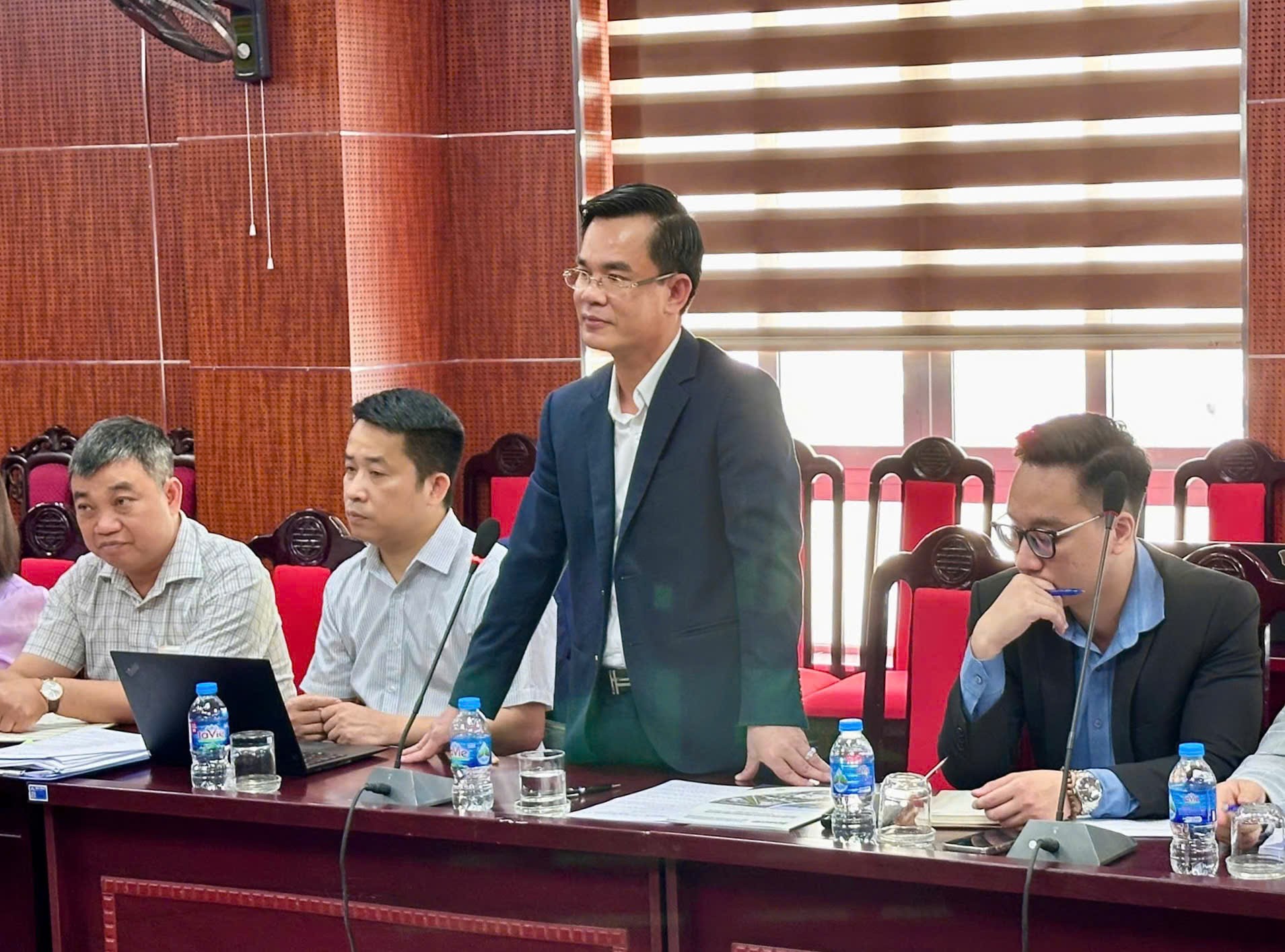 ong-le-thanh-son-1765420403.jpg