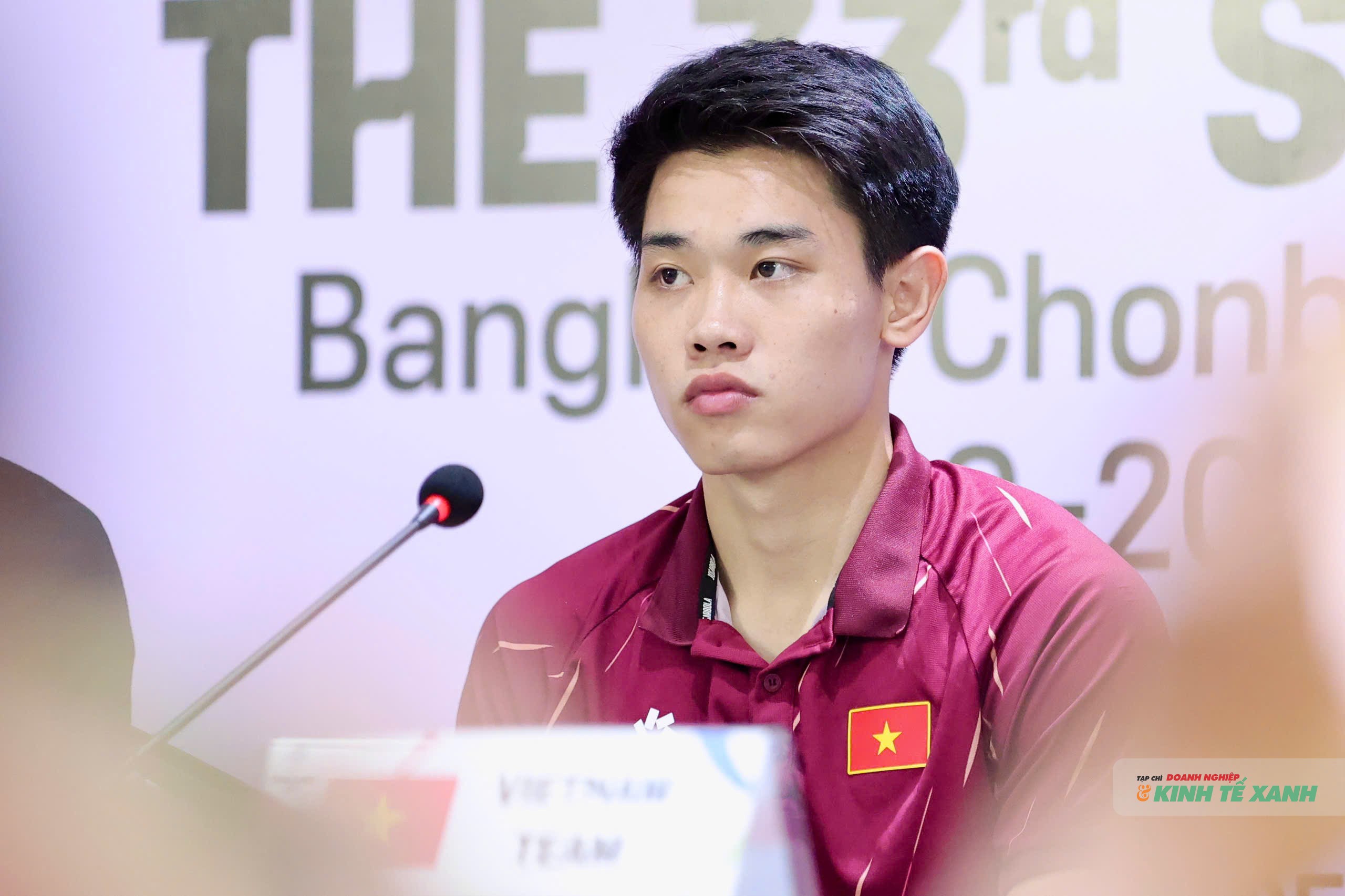 Tiền đạo Đình Bắc thể hiện tinh thần quyết tâm hướng tới trận chung kết.