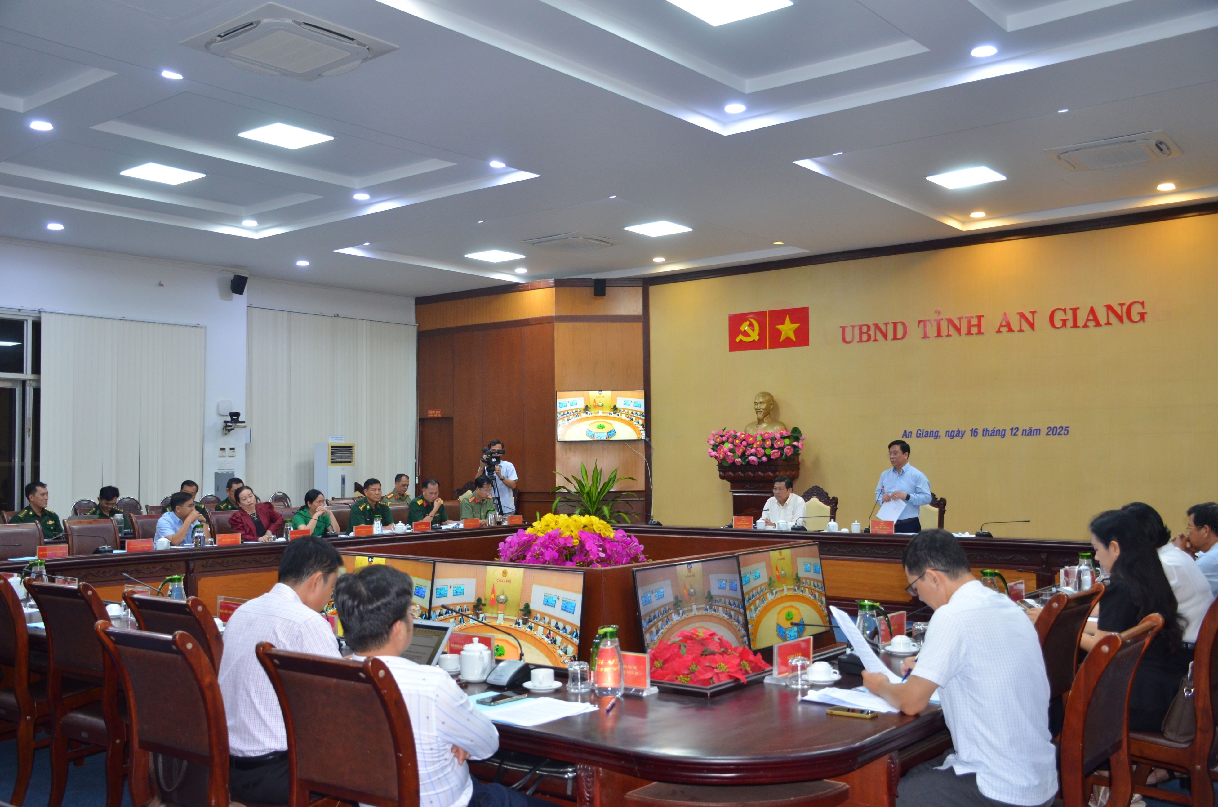 dsc-3216-1765959425.jpg