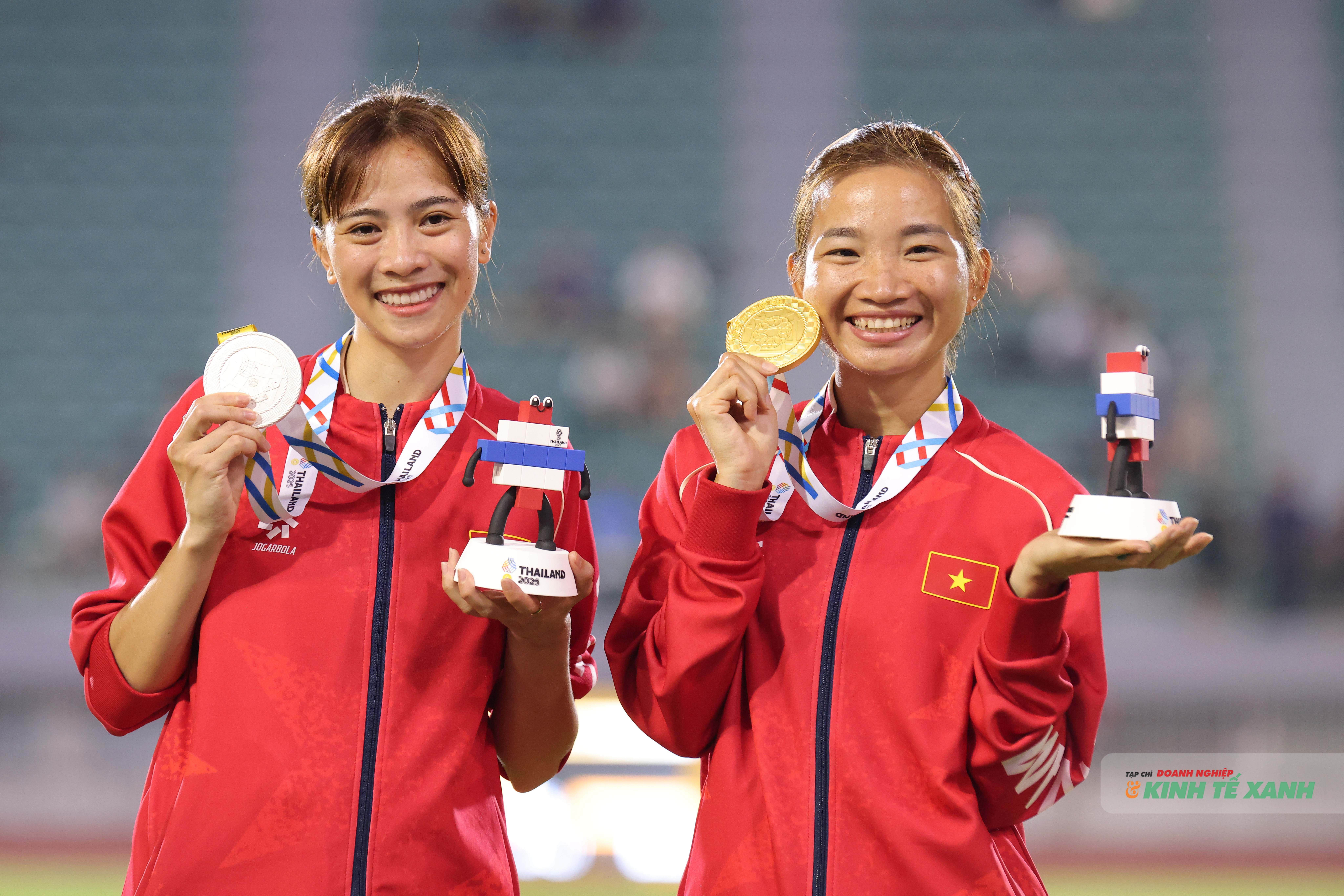 Điền kinh Việt Nam giành “cơn mưa vàng” trong ngày 16/12, hoàn thành chỉ tiêu huy chương vàng tại SEA Games 33