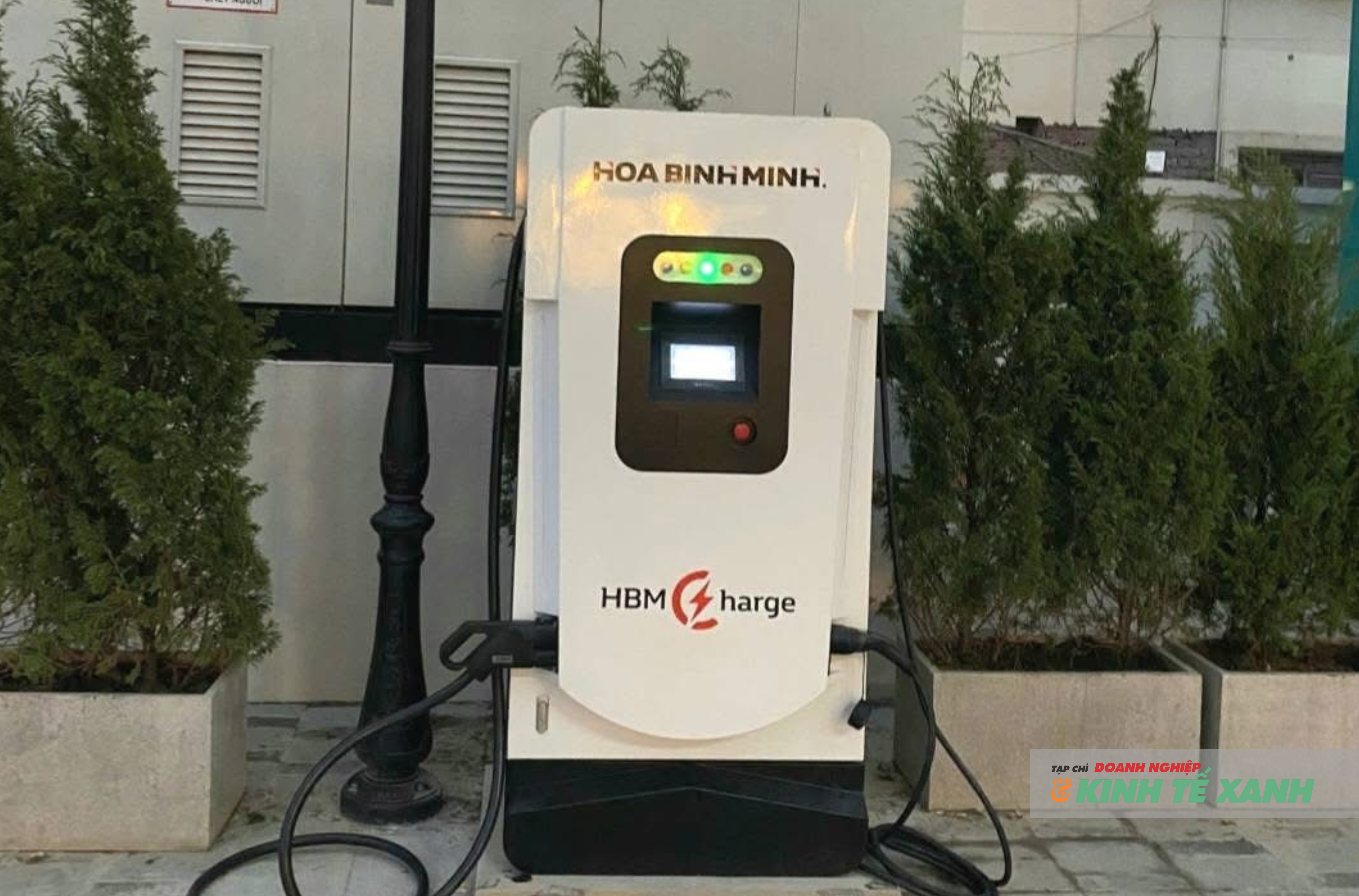 Nhu cầu sạc xe điện trong chung cư tăng nhanh, trong khi khung pháp lý và quy chuẩn kỹ thuật chưa theo kịp thực tiễn.