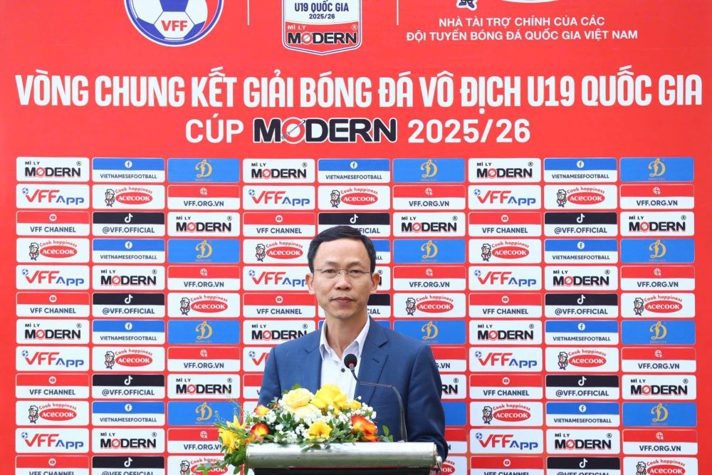 Phó Tổng Thư ký VFF Nguyễn Minh Châu phát biểu khai mạc Giải