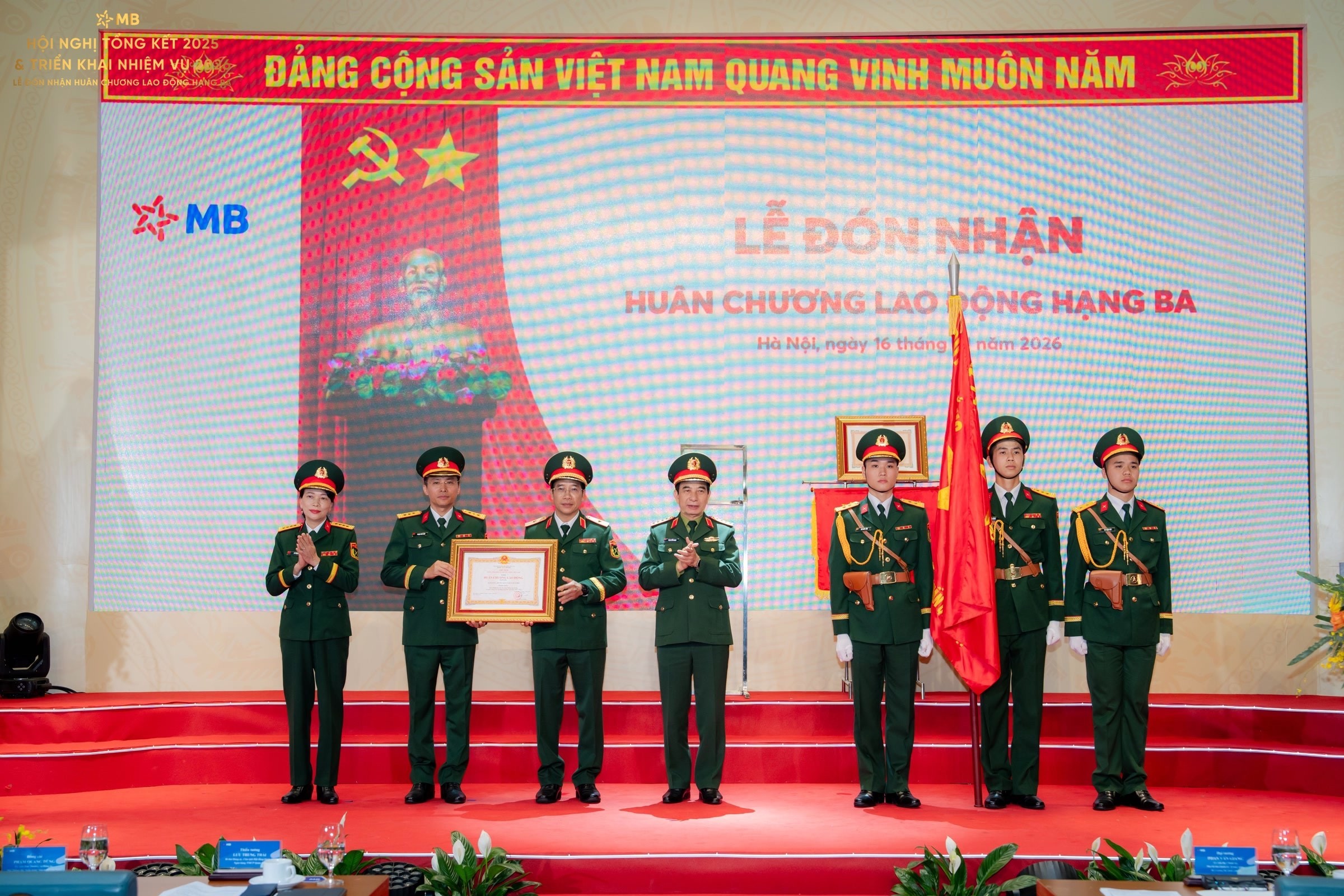 mb-nhan-huan-chuong-lao-dong-hang-3-1768615292.jpg