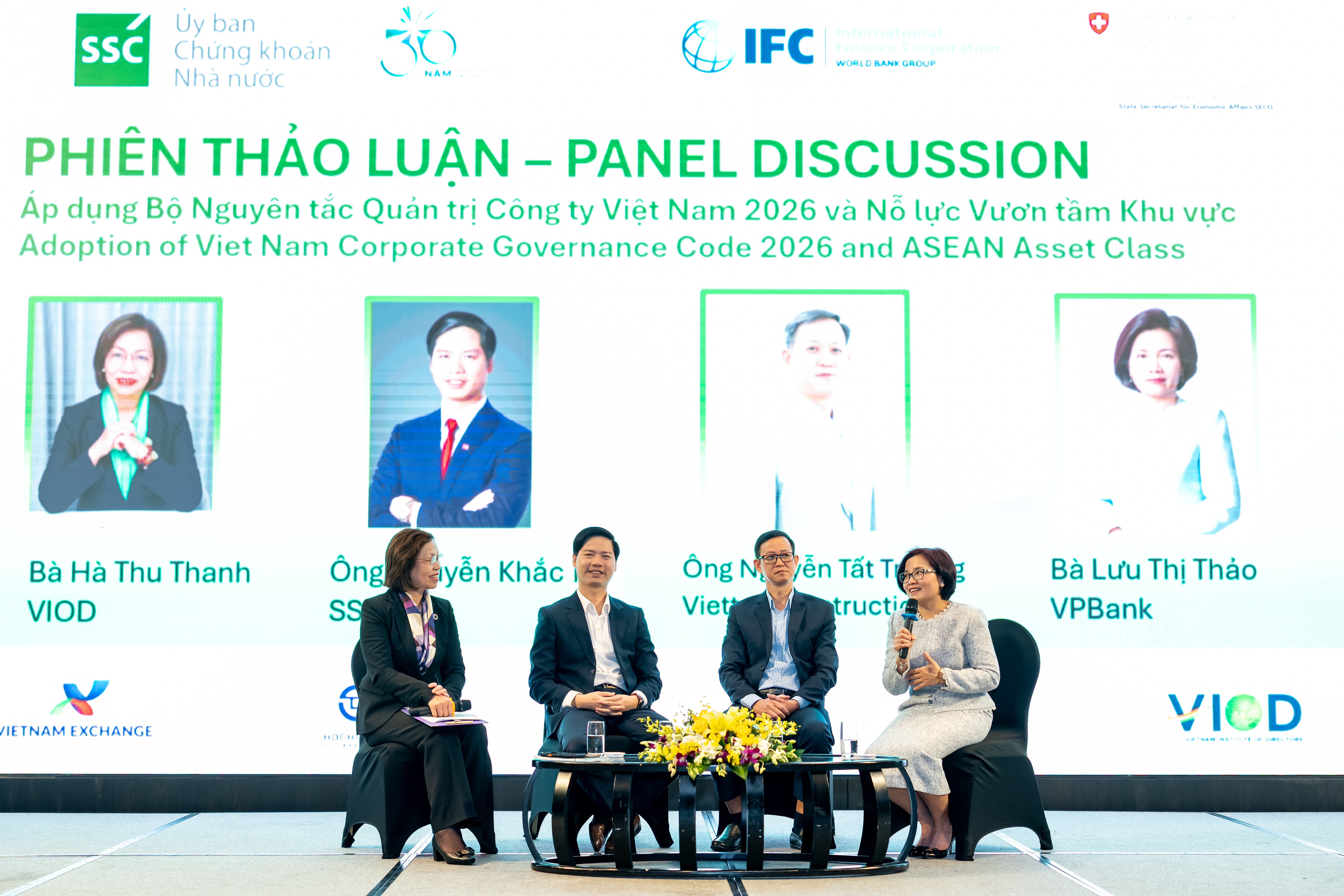 vpbank-phien-thao-luan-1770288041.jpg
