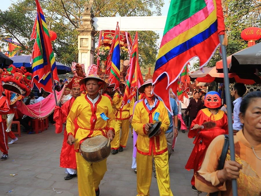 8ghbuqni-le-hoi-den-cuong-nghe-an-1-1770795012.jpg