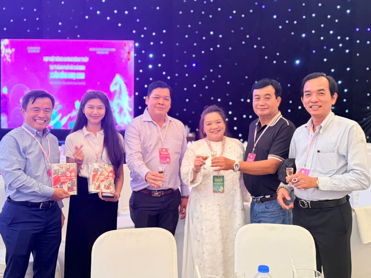 Họp mặt đồng hương Đồng Tháp tại TP.HCM: Kết nối cộng đồng, lan tỏa khát vọng phát triển quê hương