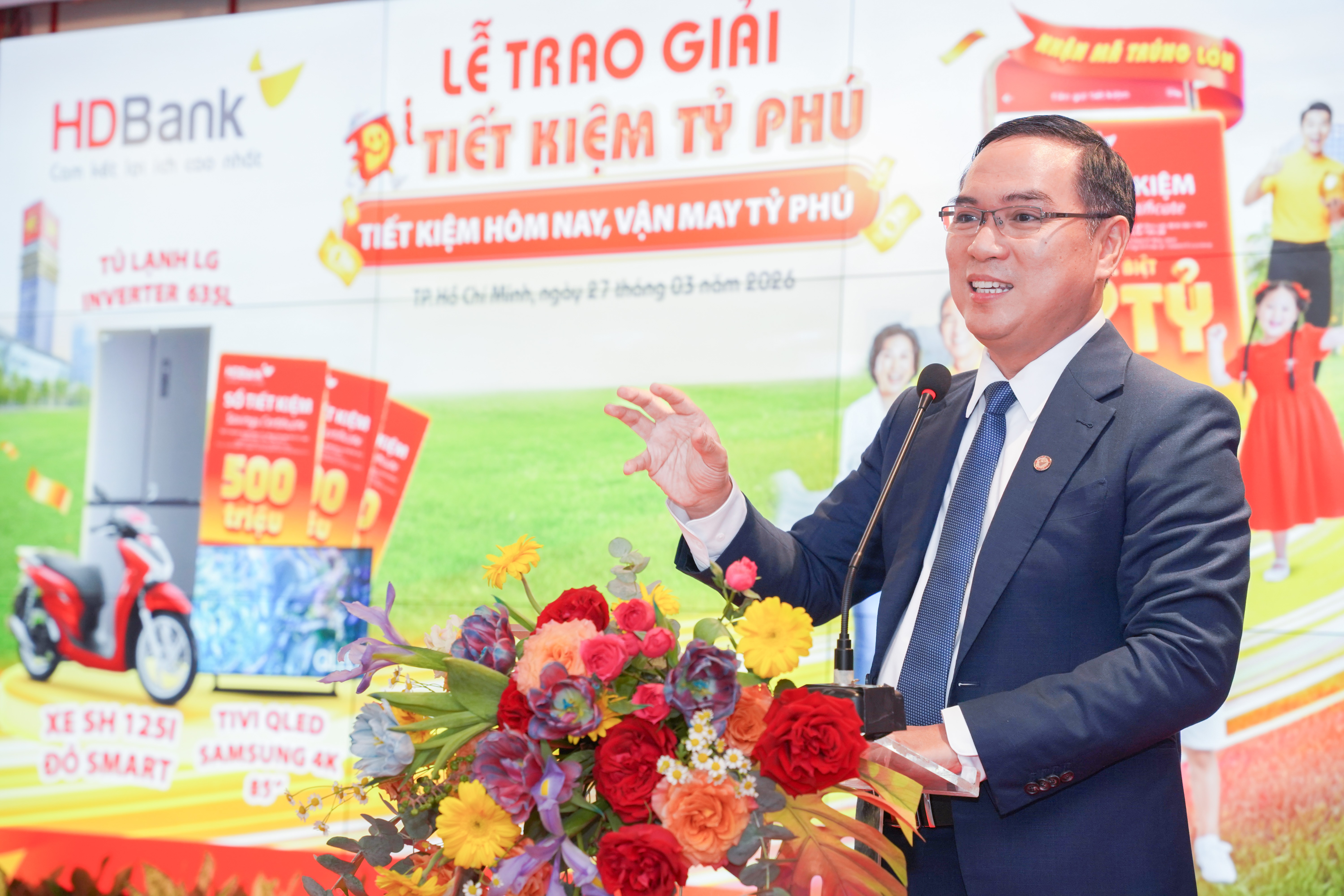 3-ptgd-dam-the-thai-gui-loi-cam-on-va-chuc-mung-den-khach-hang-1774667783.jpg