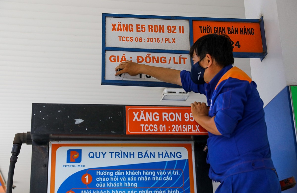 gia-xang-dau-hom-nay-6-4-5-1775462449.jpeg