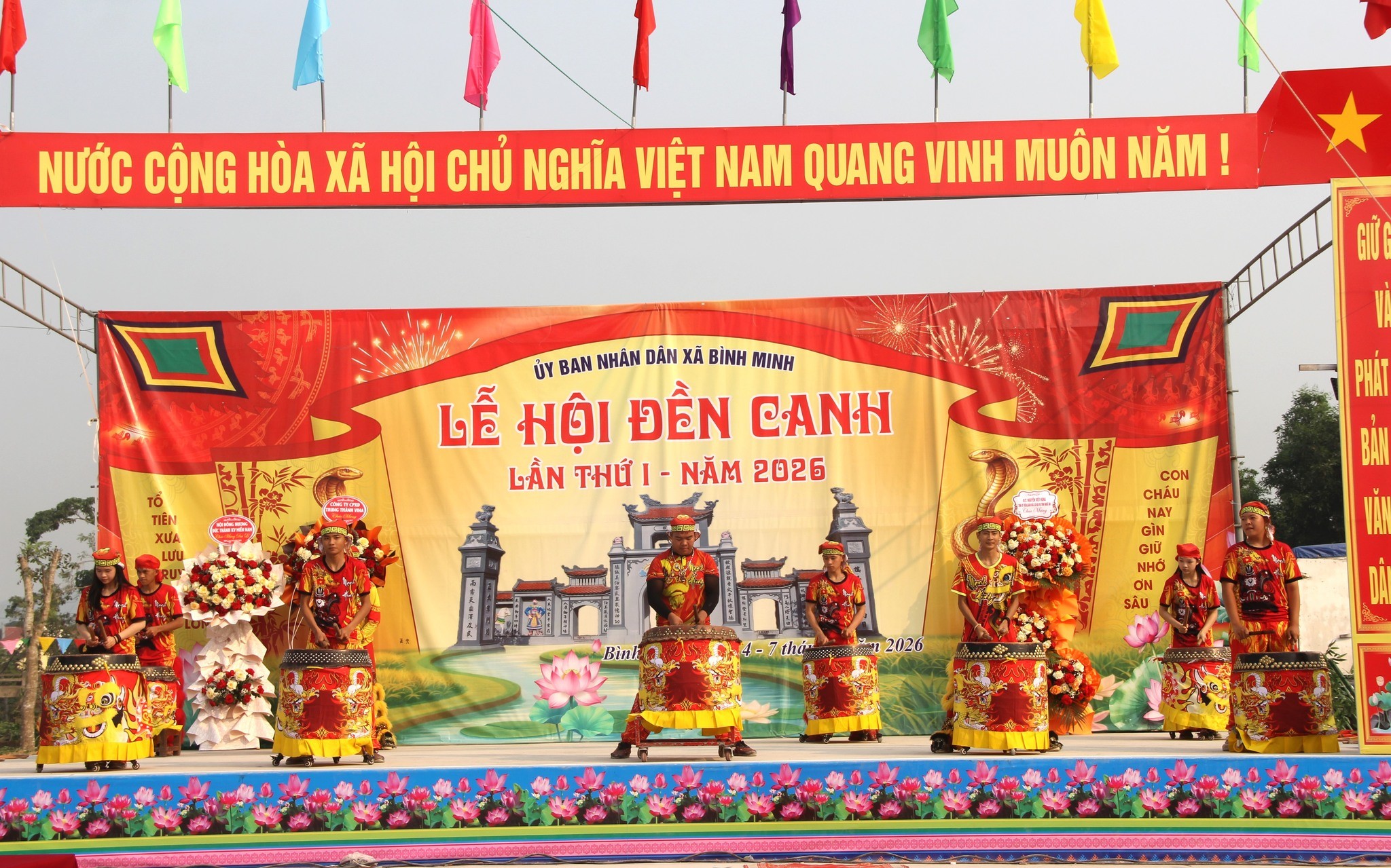 le-hoi-den-canh3-1775664464.jpg
