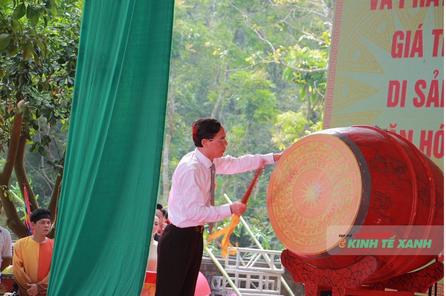 le-hoi-ba-trieu-6-1775707985.JPG