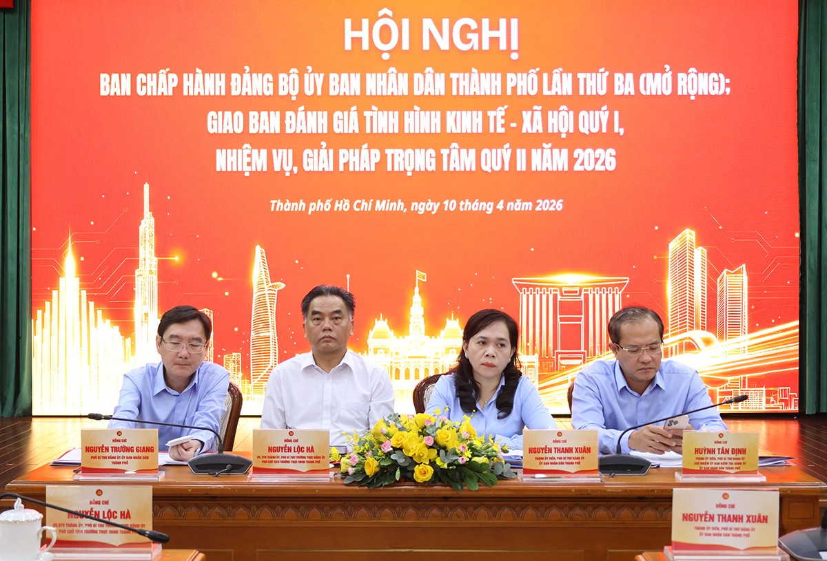 dai-bieu5g9a0425-1775877449.jpg
