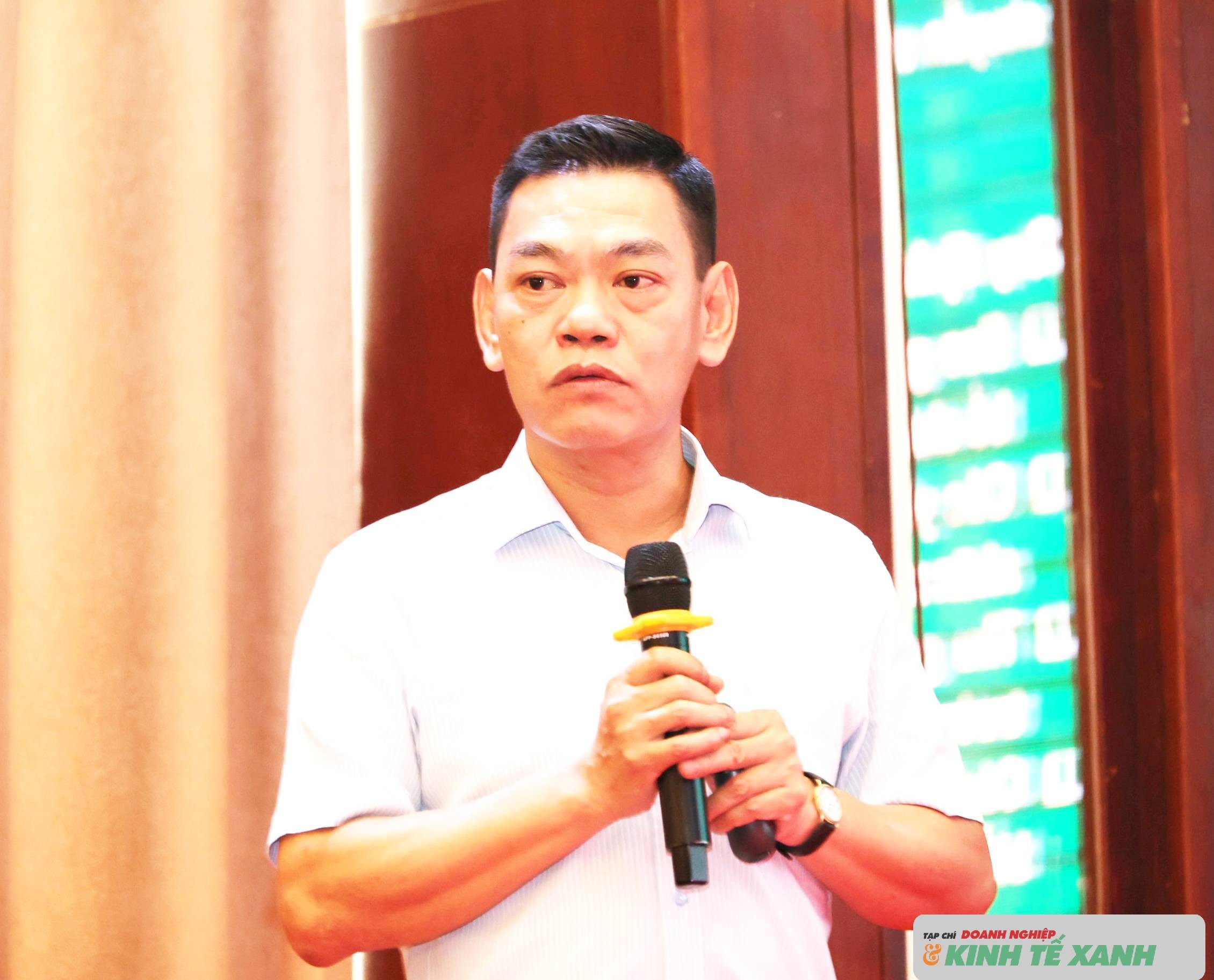 ong-luong-ngoc-quang-dai-dien-cuc-trong-trot-va-bao-ve-thuc-vatbo-nnmt-phat-bieu-tai-dien-dan-1-1776148957.jpg