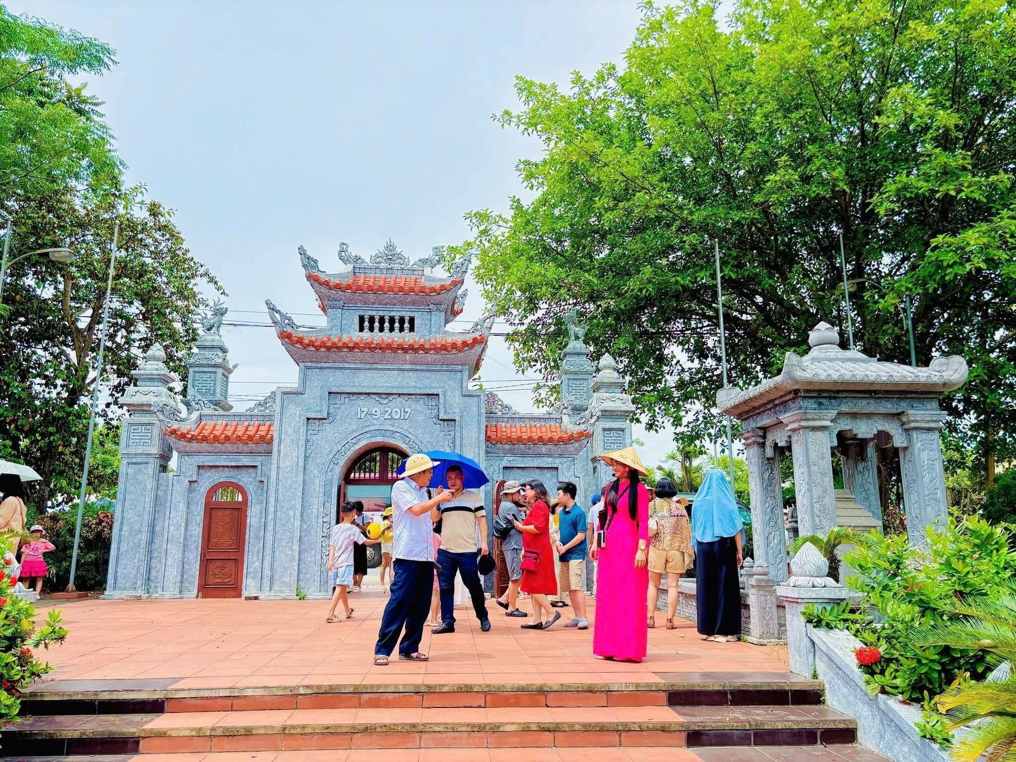 lang-quynh-doi3-1776224332.jpg
