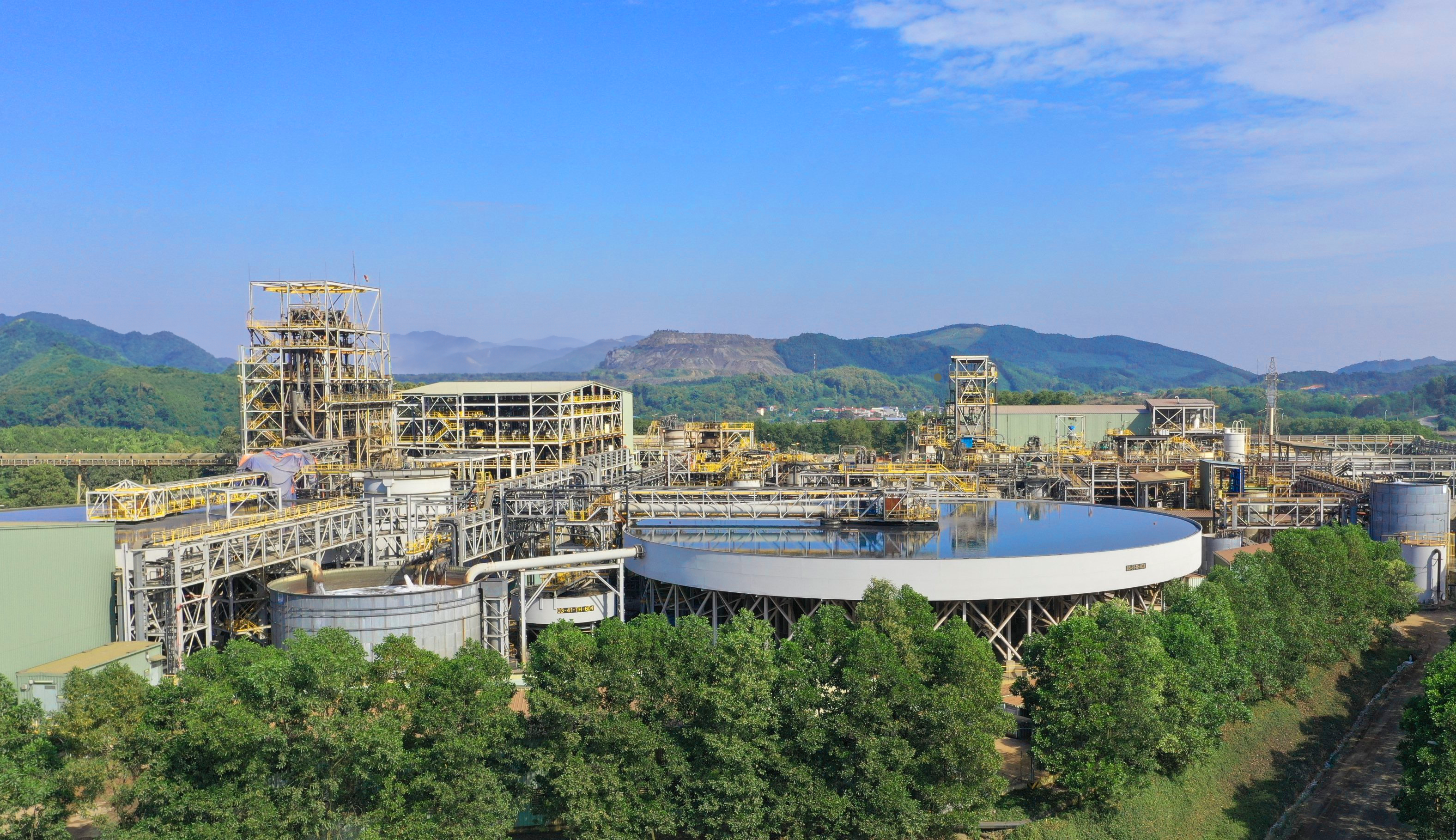 panoramic-view-of-nui-phao-mine-1776225893.png