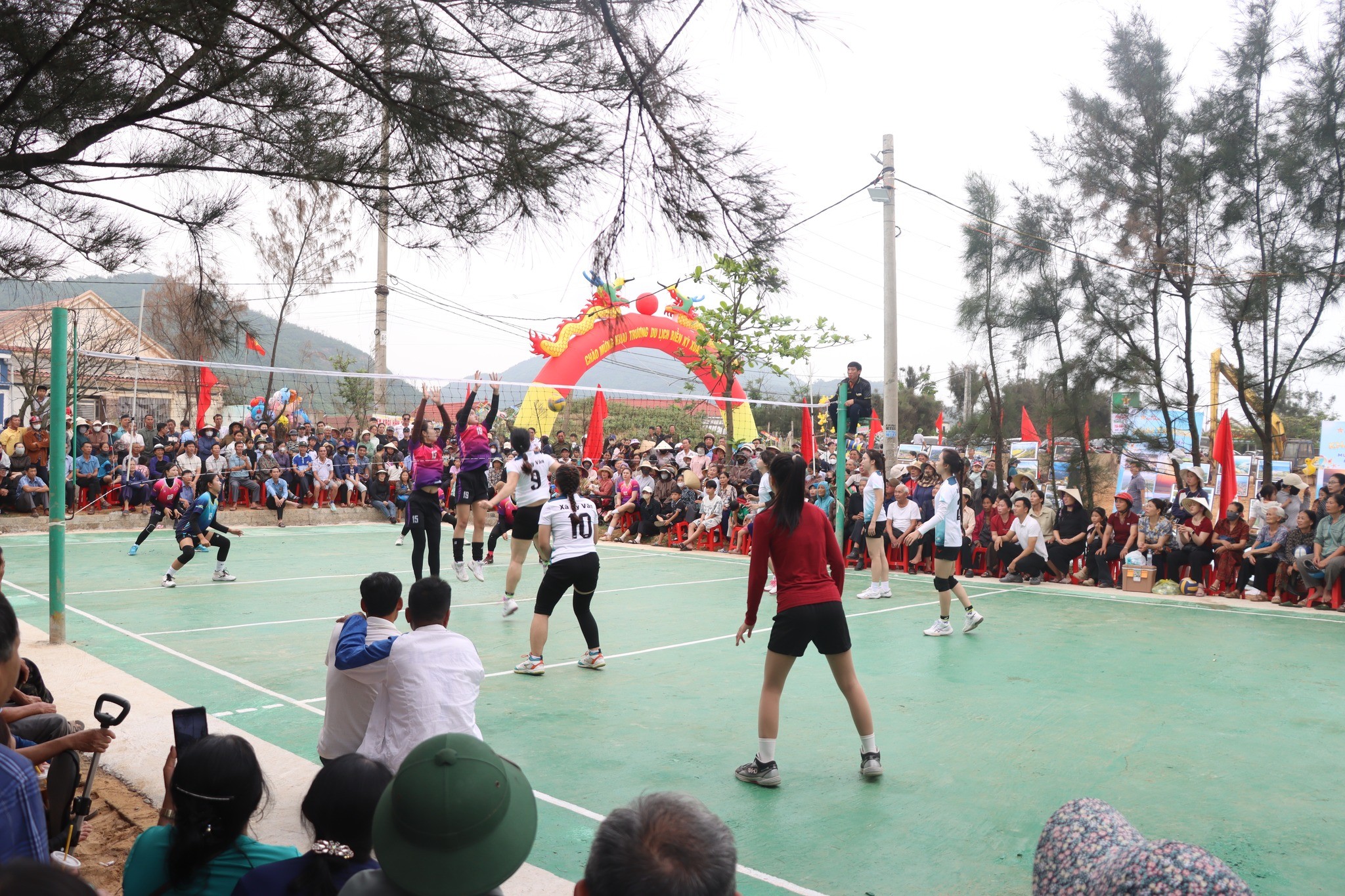du-lich-bien-ky-xuan-8-1776513875.jpg