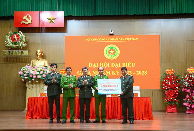Thượng tá Nguyễn Văn Hùng “tái định nghĩa” giá trị 10Lc88 Casino & Thể Thao Link Mới từ bản lĩnh người chiến sĩ CAND