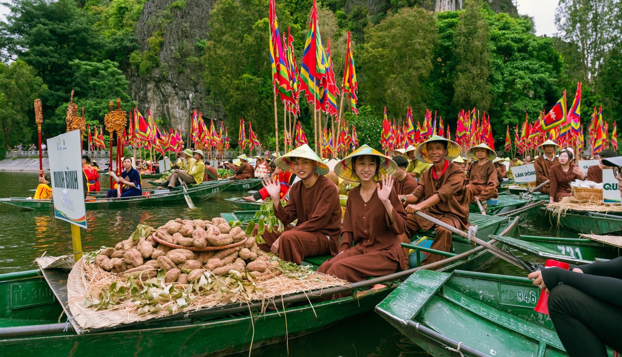 du-lich-ninh-binh-2-1778685139.jpg