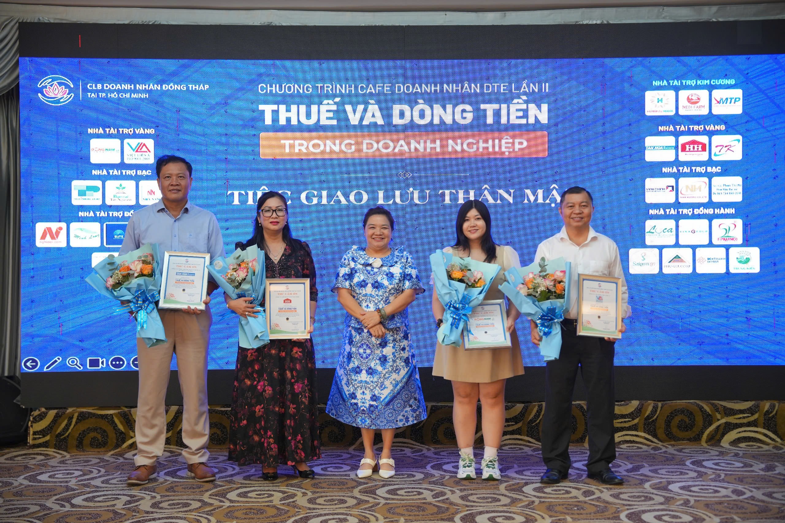 Cafe Trangchu Lc88 dangnhap.com DTE lần II: Giải bài toán thuế, dòng tiền và huy động vốn cho 10Lc88 Casino & Thể Thao Link Mới