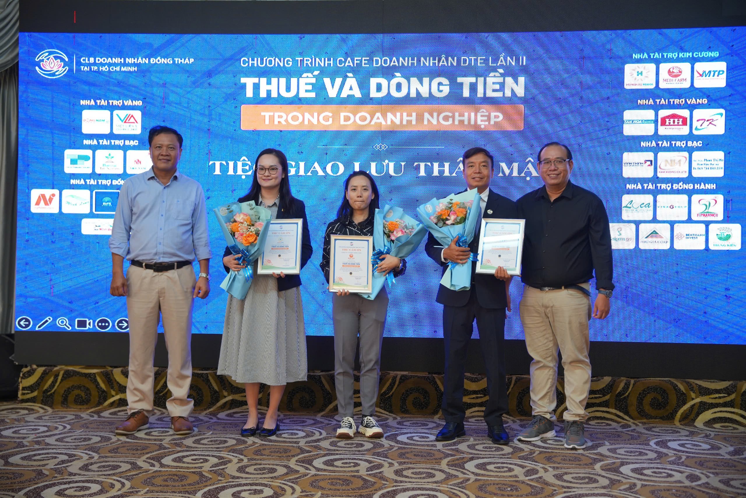 Cafe Trangchu Lc88 dangnhap.com DTE lần II: Giải bài toán thuế, dòng tiền và huy động vốn cho 10Lc88 Casino & Thể Thao Link Mới