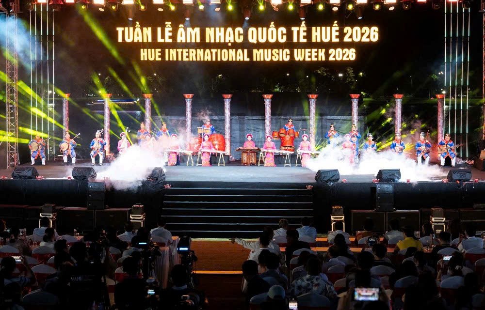 tlan1-1781511626.jpg